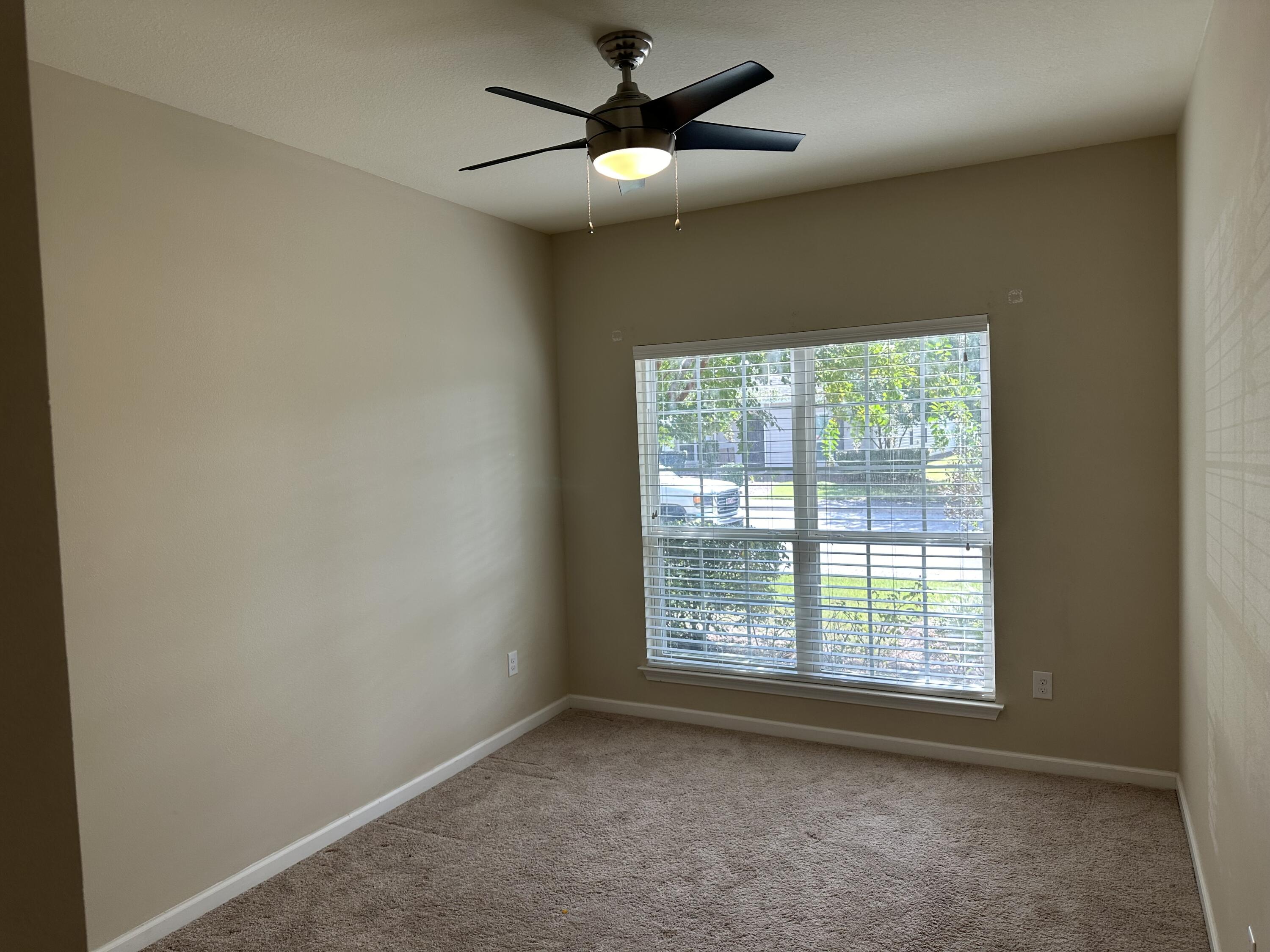 HAMMOCK BAY - Residential Lease