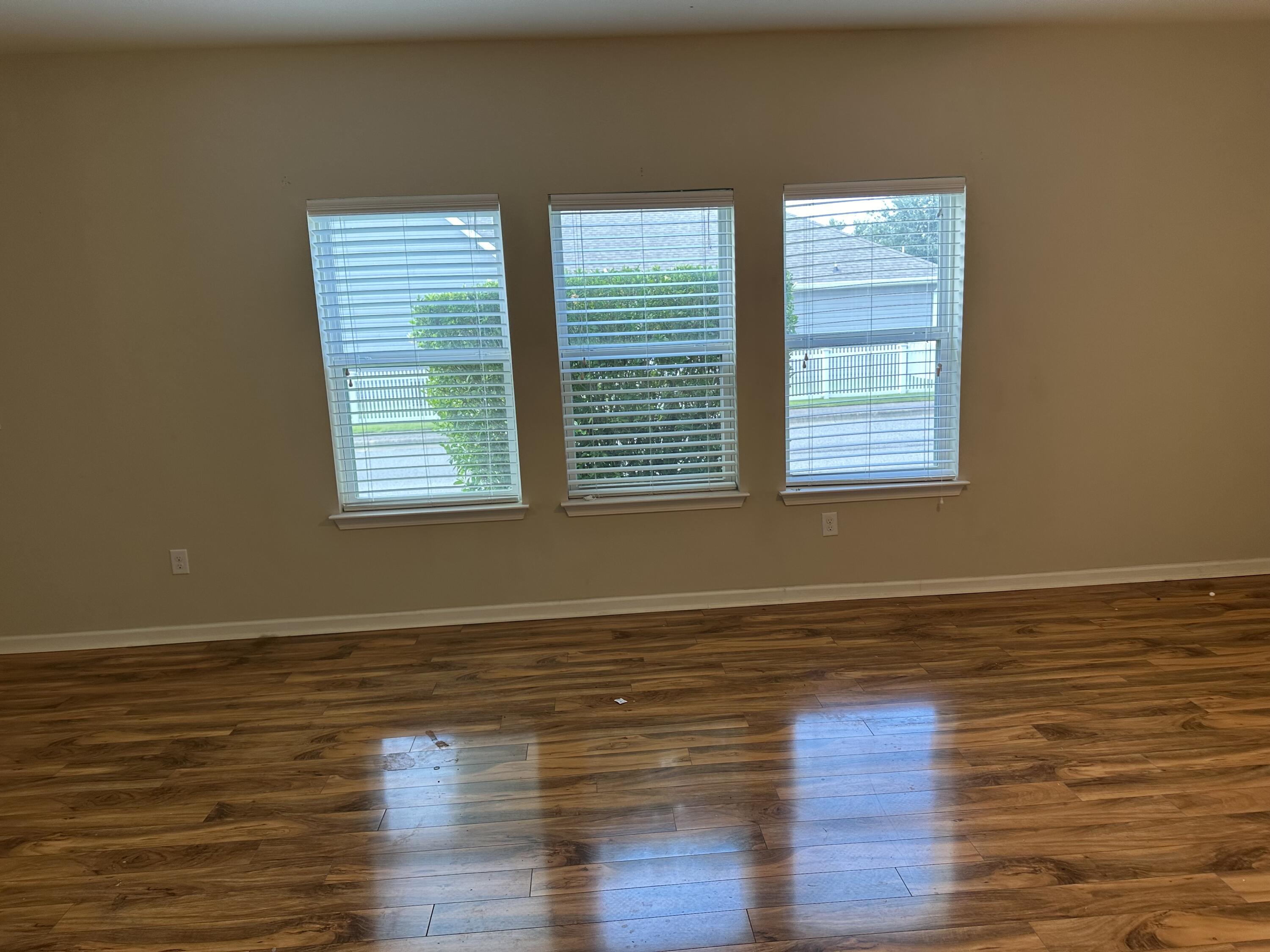 HAMMOCK BAY - Residential Lease