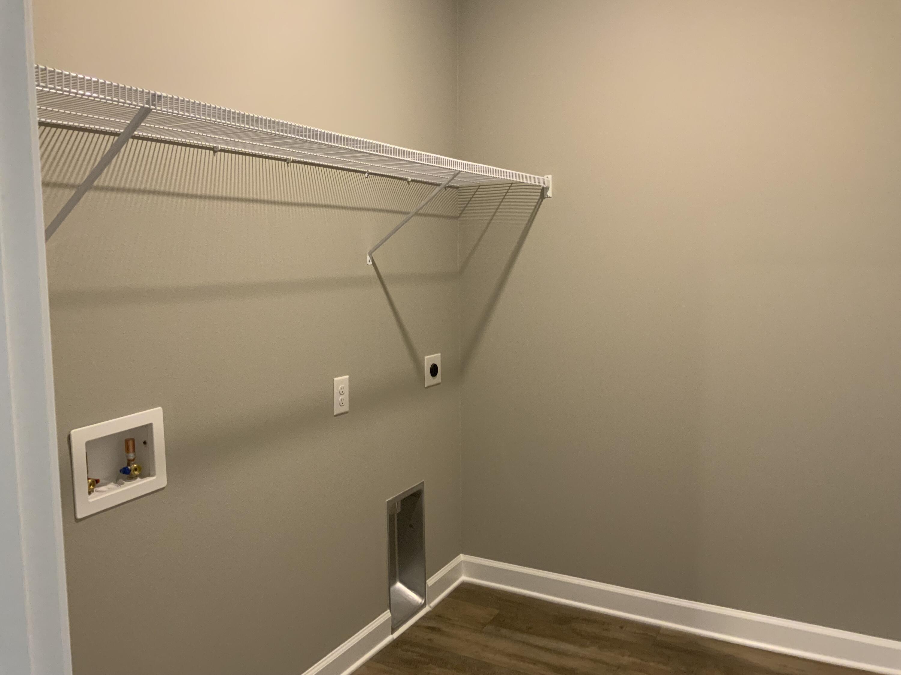 MAJESTIC OAKS VINEYARD - Residential