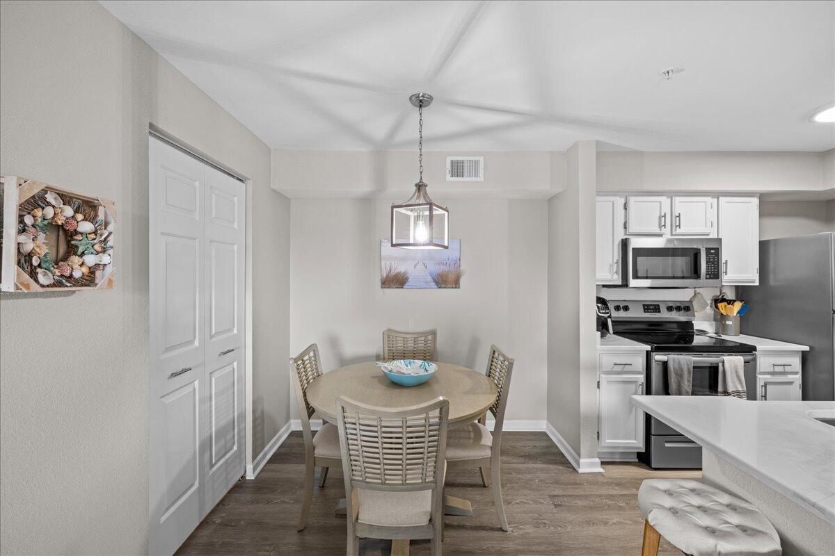 INDIAN LAKE - Residential