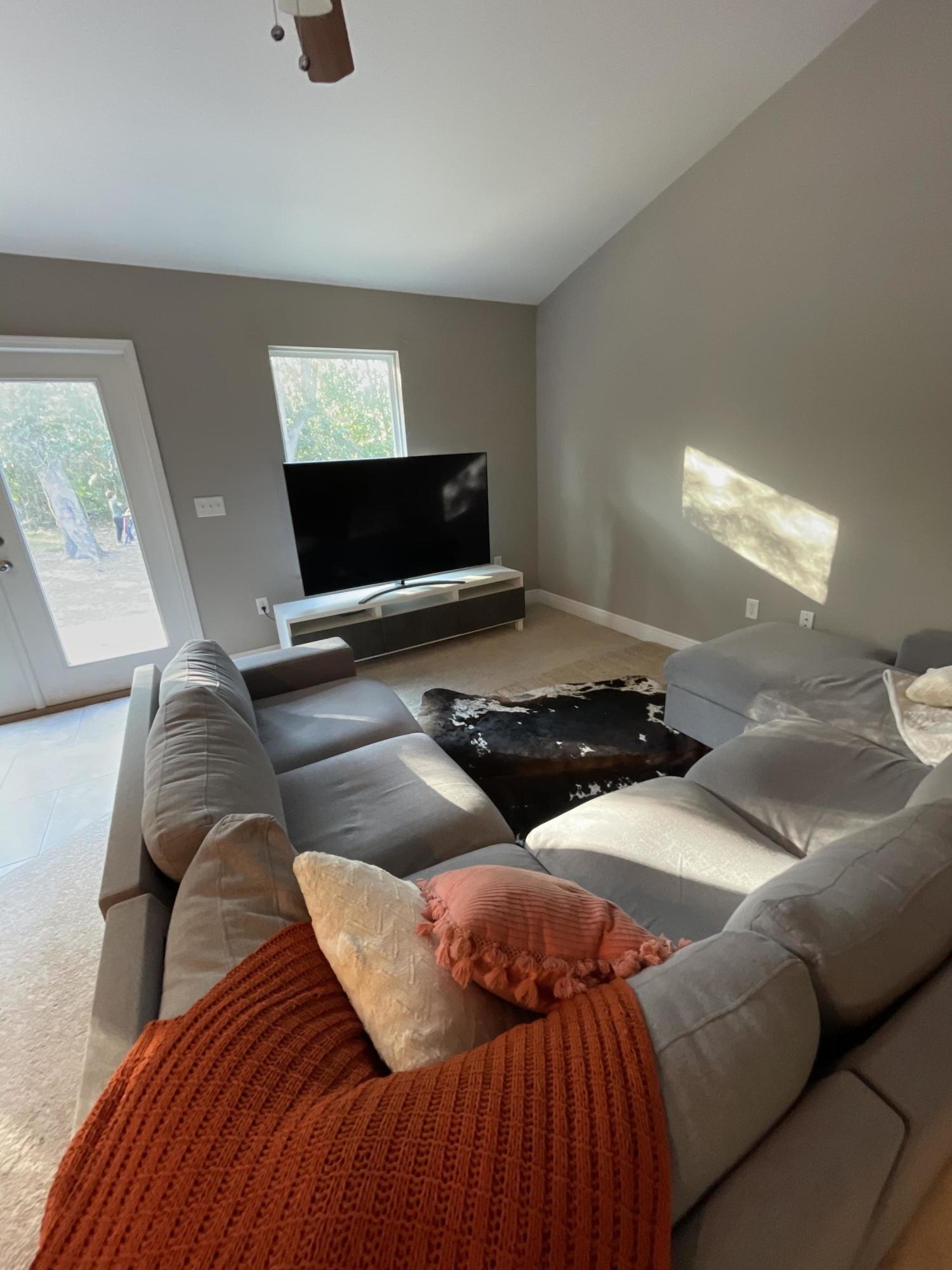 HOLLEY SHORES - Residential Lease