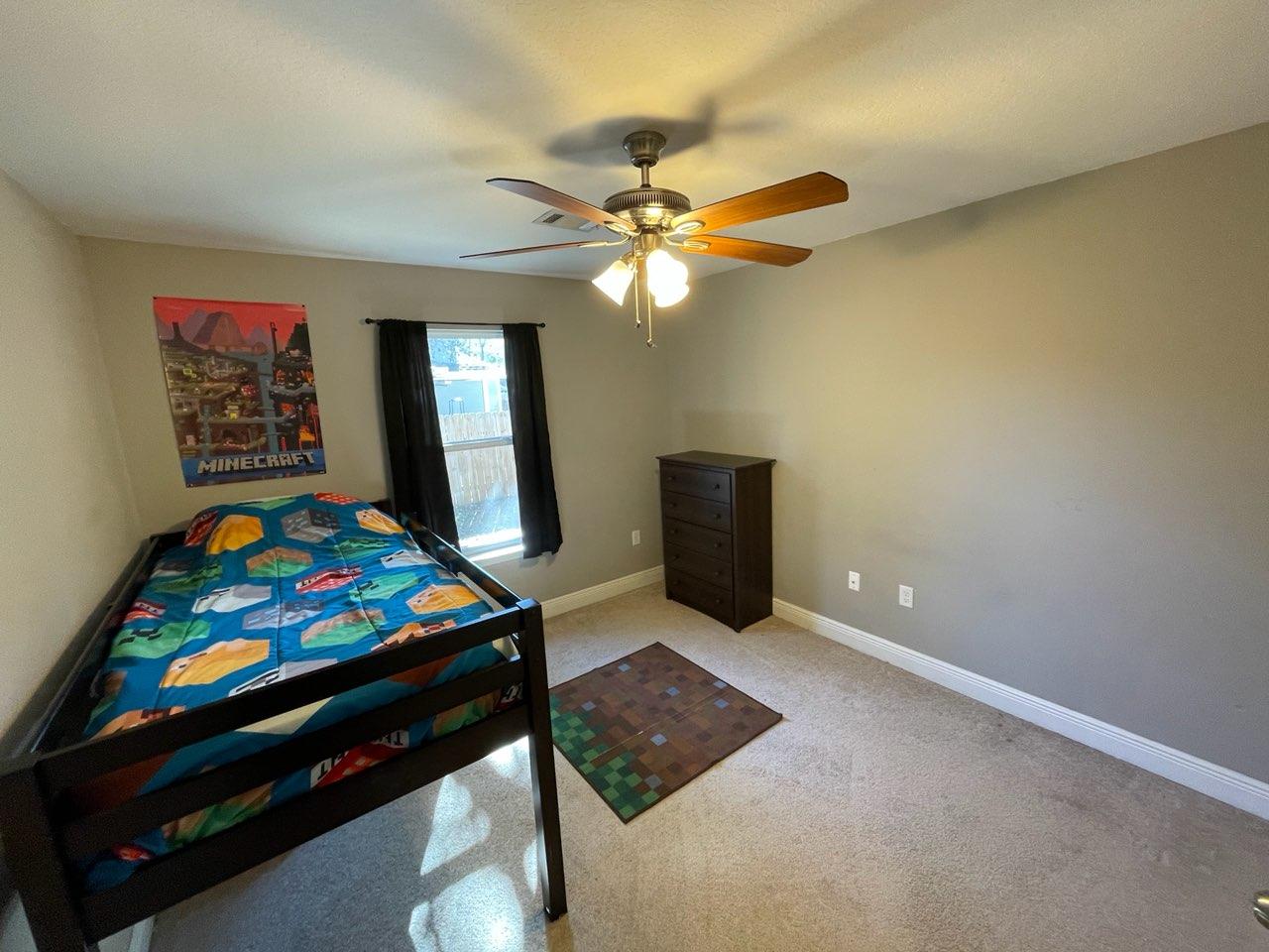 HOLLEY SHORES - Residential Lease