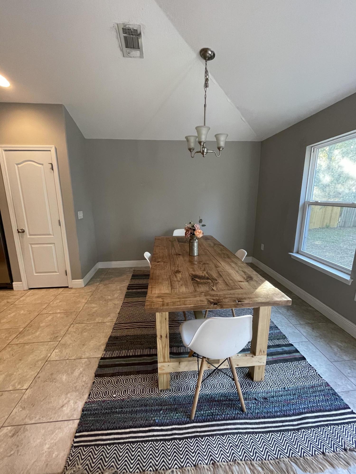 HOLLEY SHORES - Residential Lease