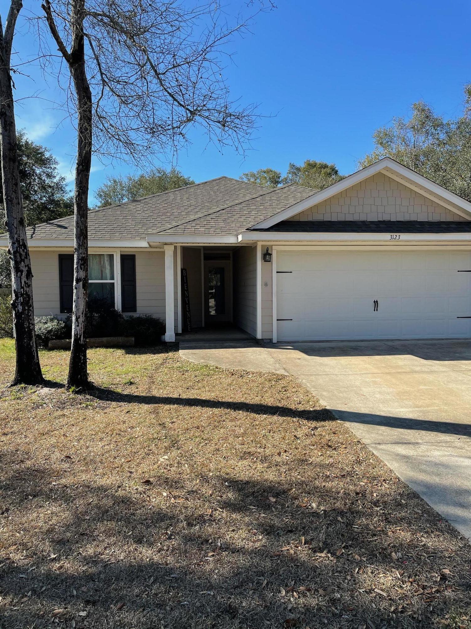 HOLLEY SHORES - Residential Lease