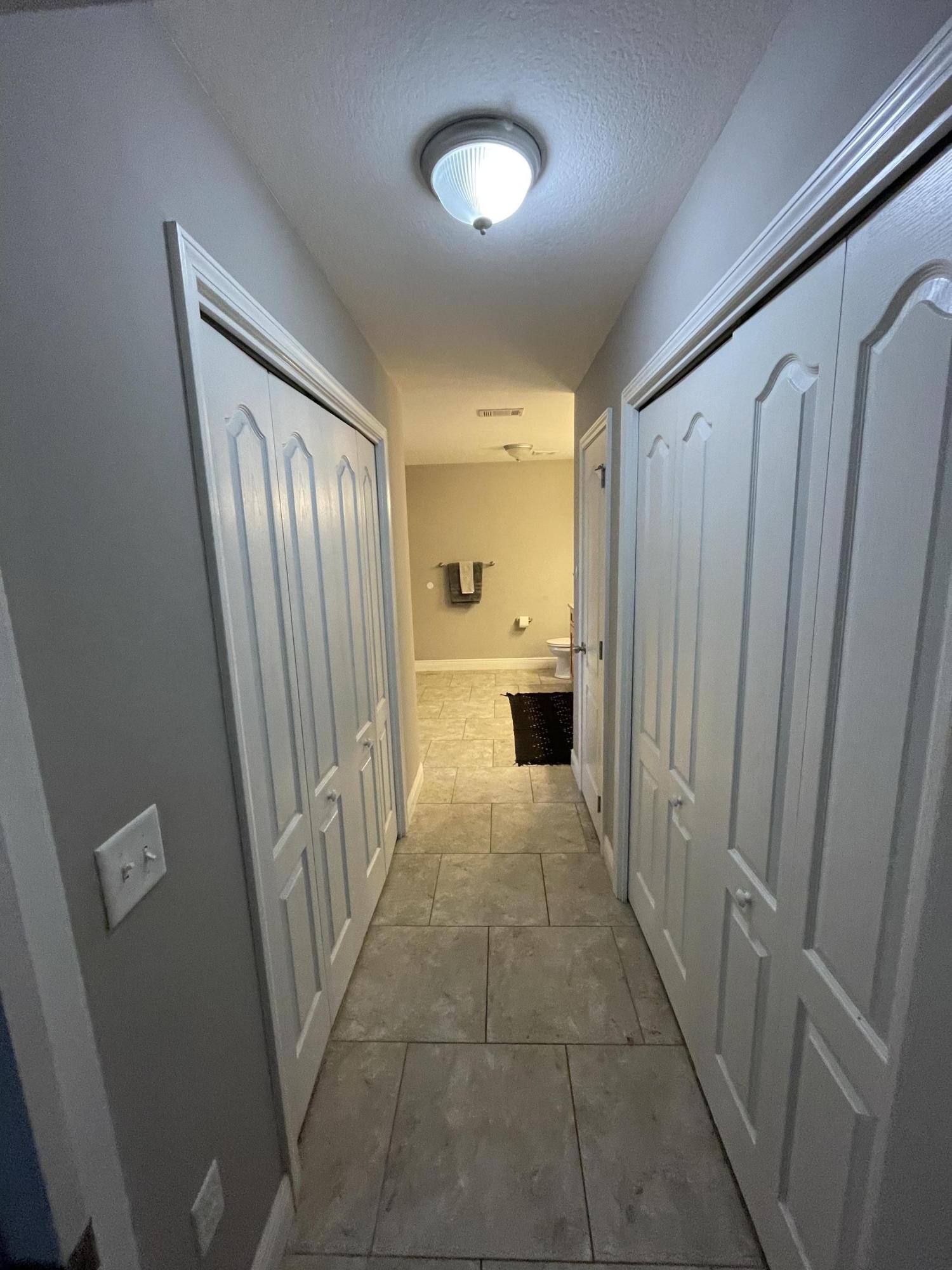 HOLLEY SHORES - Residential Lease