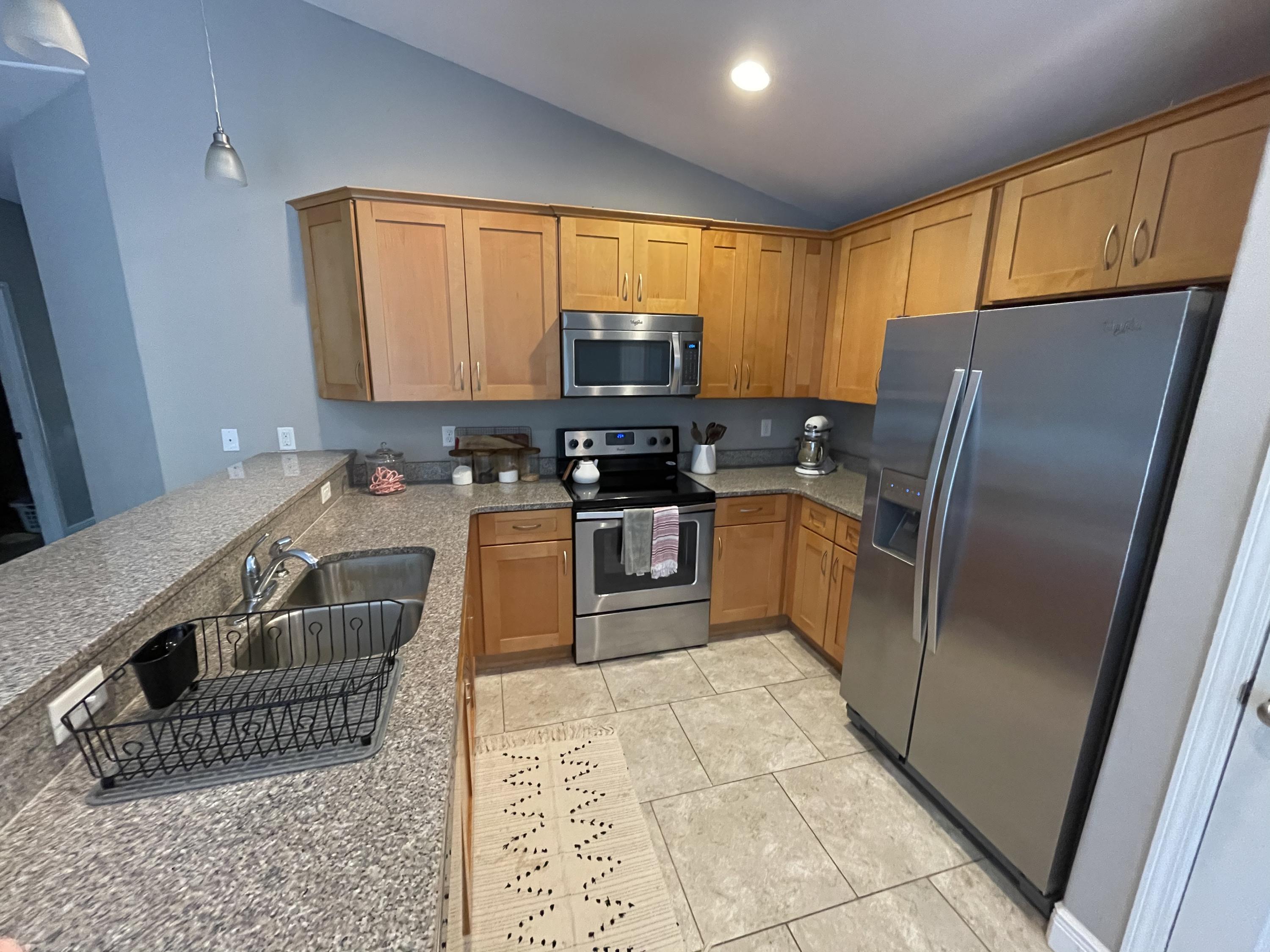 HOLLEY SHORES - Residential Lease