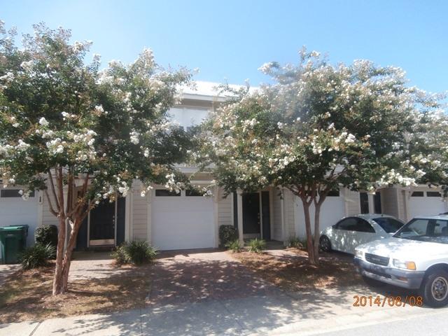 Great Investment Opportunity or First time Home Buyer... Centrally Located in Destin. Property is sold through auction. This property is to be placed in an upcoming event. All bids should be submitted at www.homesearch.com (void where prohibited). All properties are subject to a 5% buyer's premium pursuant to the Event Agreement and Terms & Conditions (minimums will apply). HOA Fees are $278 per quarter.