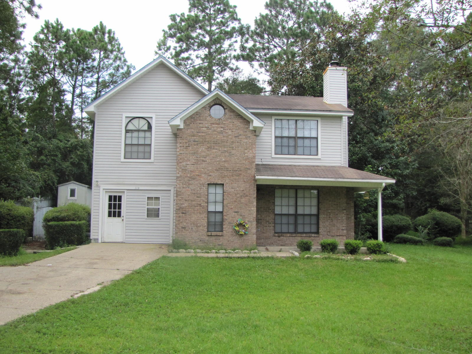 Ready for immediate occupancy. This is a 3 bedroom, 2 1/2 bath house. The garage has been converted in to a bonus room. The back yard is completely fenced with a nice concrete and brick patio. One small dog will be allowed with a pet fee.