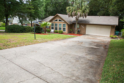 EDGEWATER VILLAGE NORTH - Residential Lease