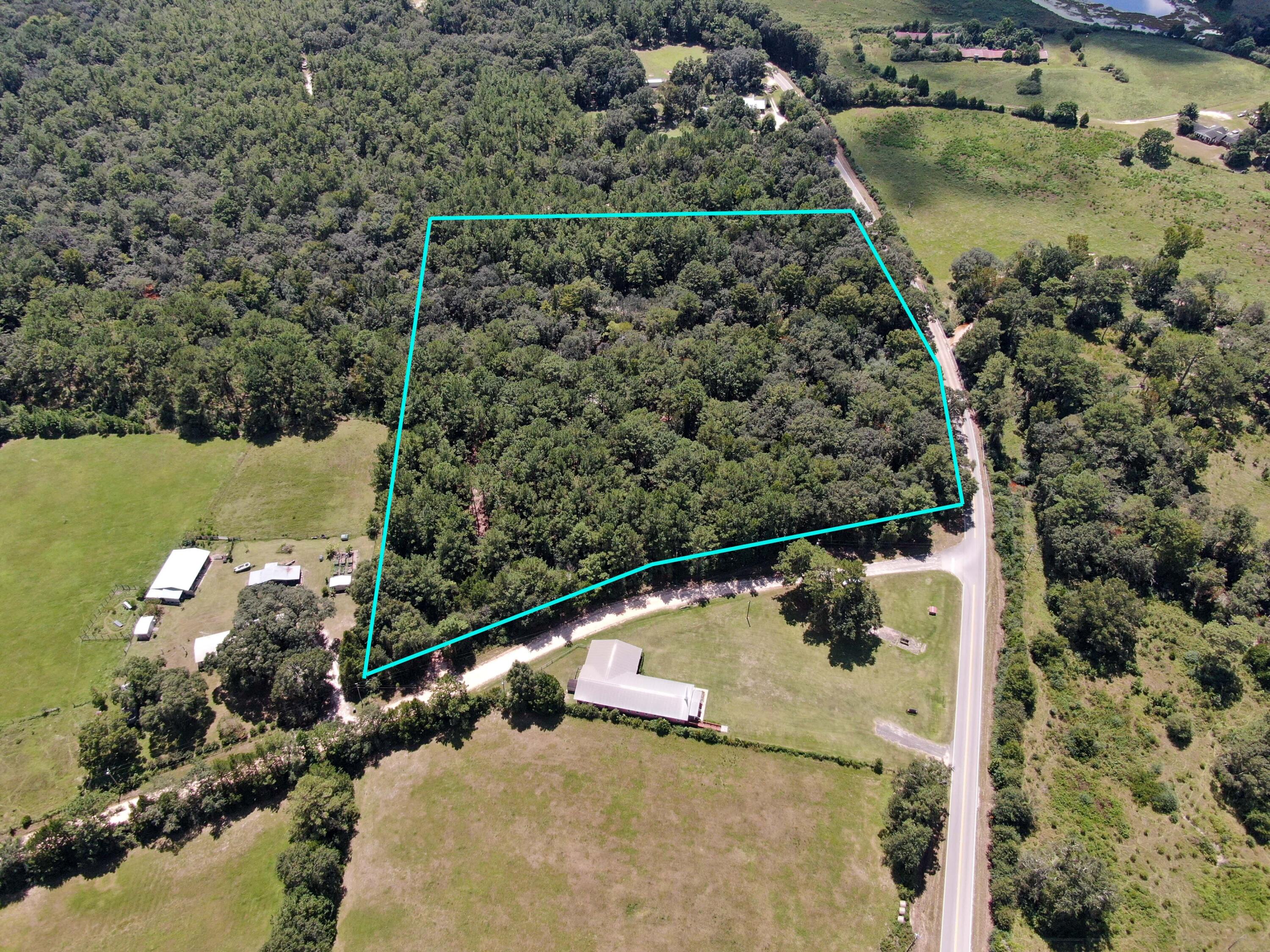 METES & BOUNDS - Land