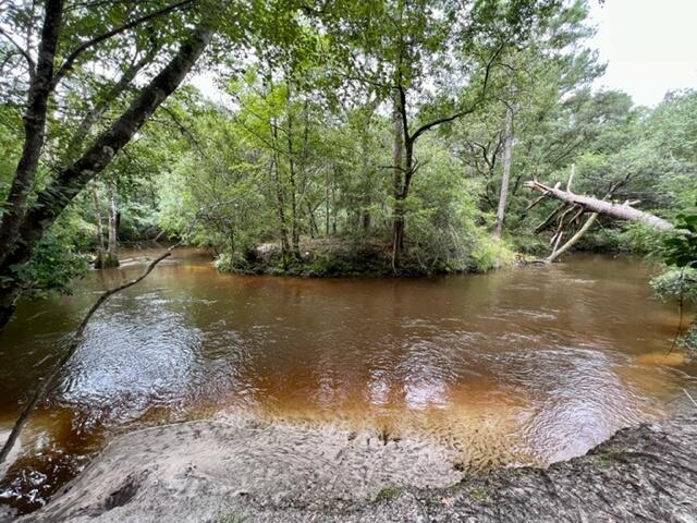 METES & BOUNDS - Land