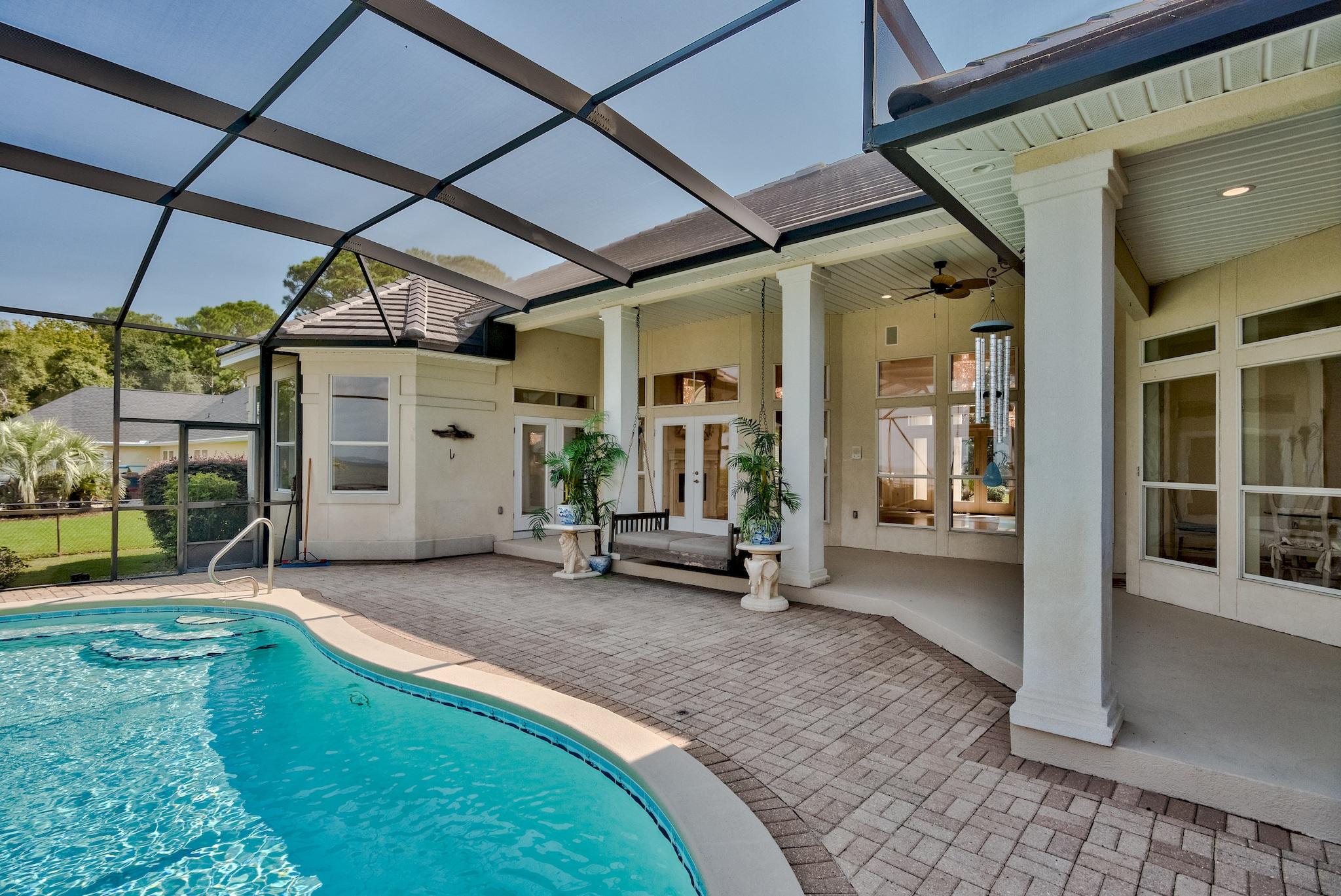 HOLIDAY SHORES ESTATES - Residential