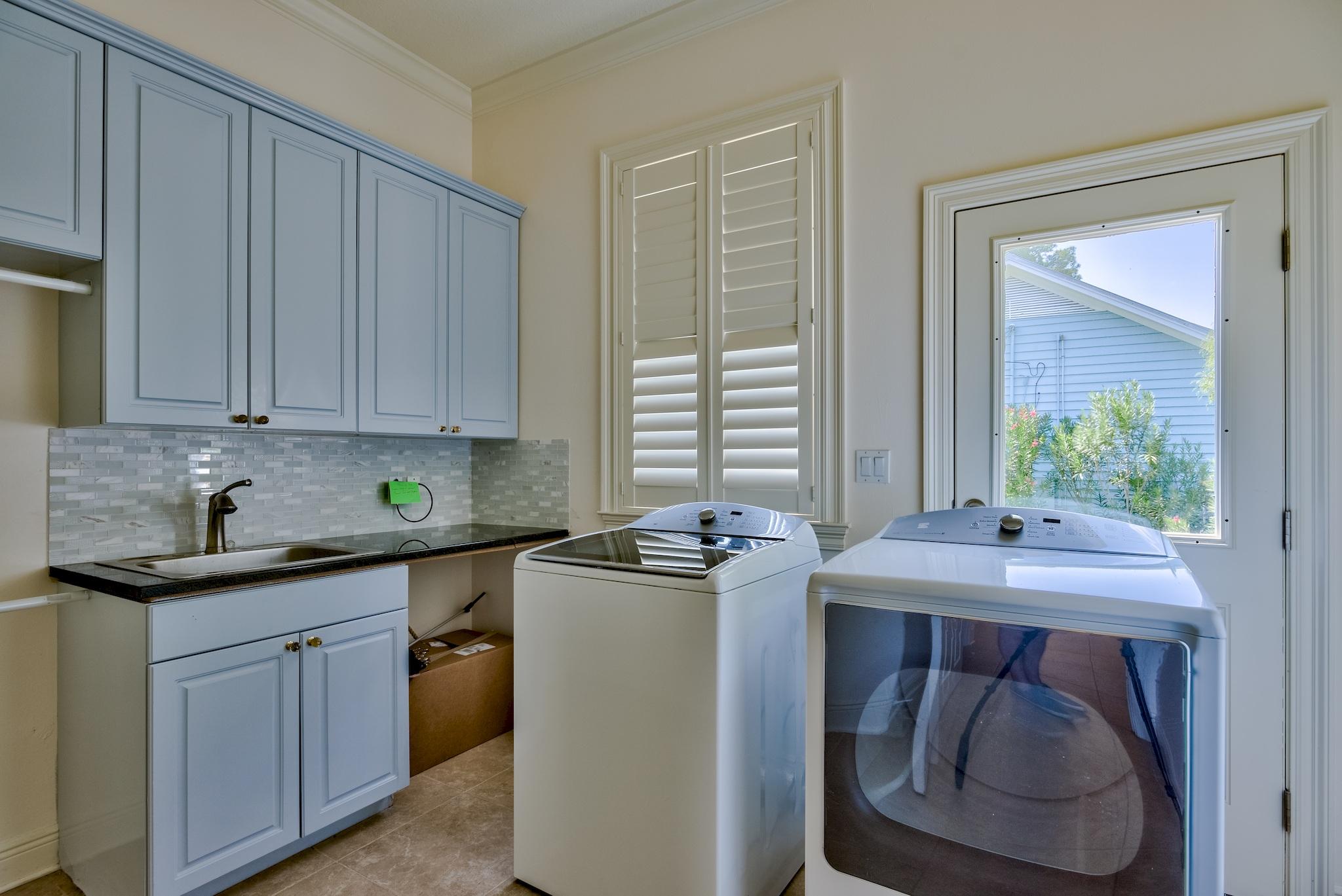 HOLIDAY SHORES ESTATES - Residential