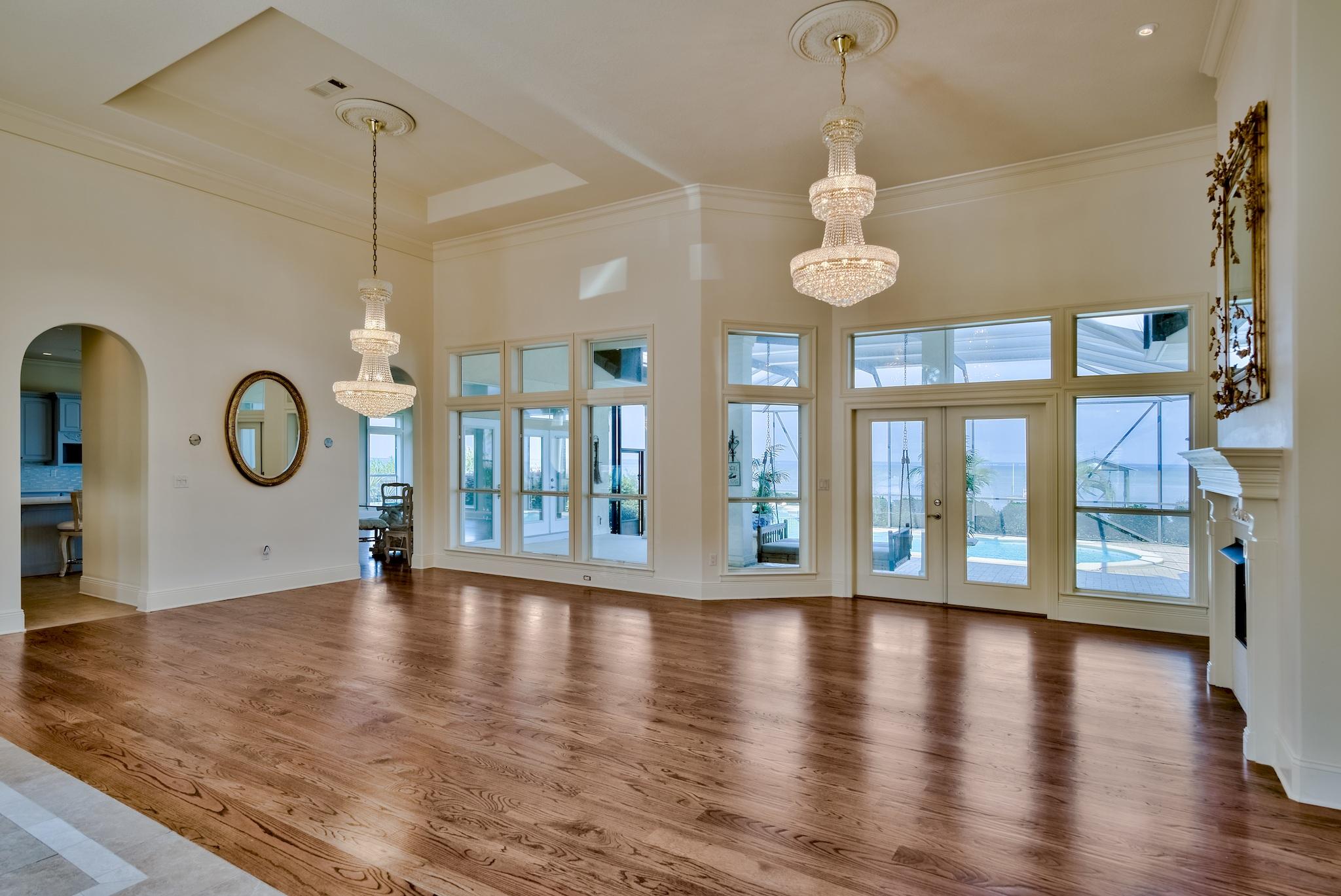 HOLIDAY SHORES ESTATES - Residential