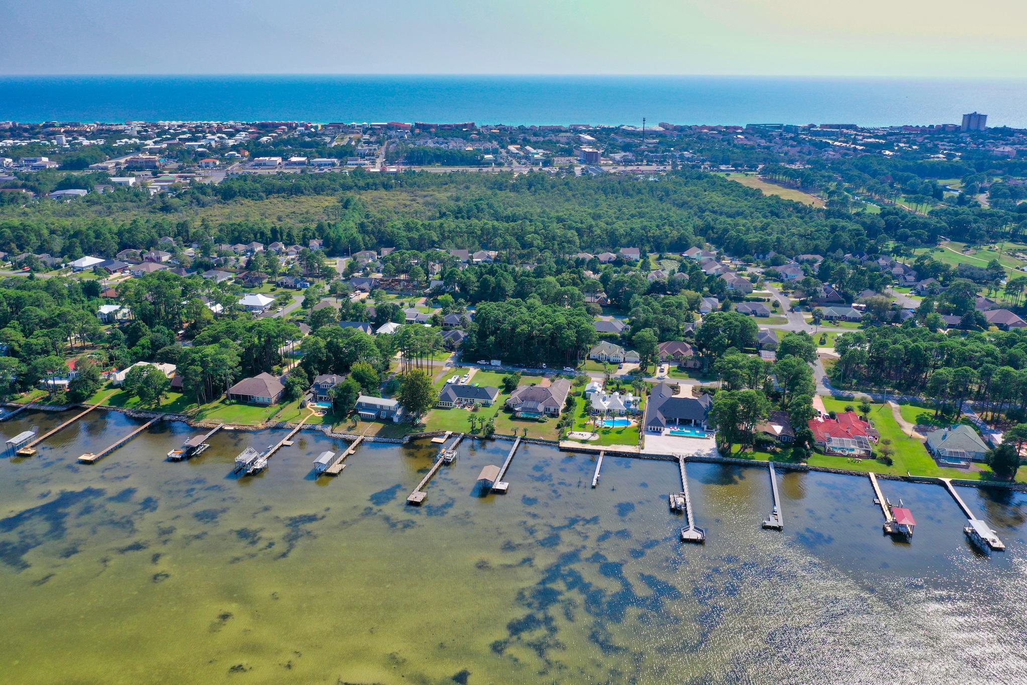 HOLIDAY SHORES ESTATES - Residential