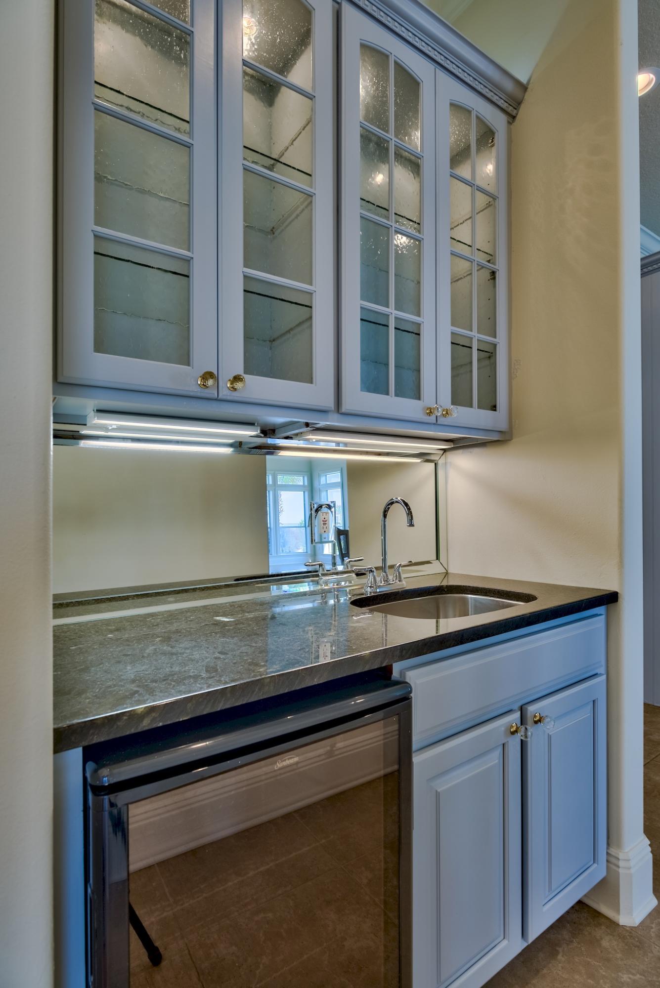 HOLIDAY SHORES ESTATES - Residential