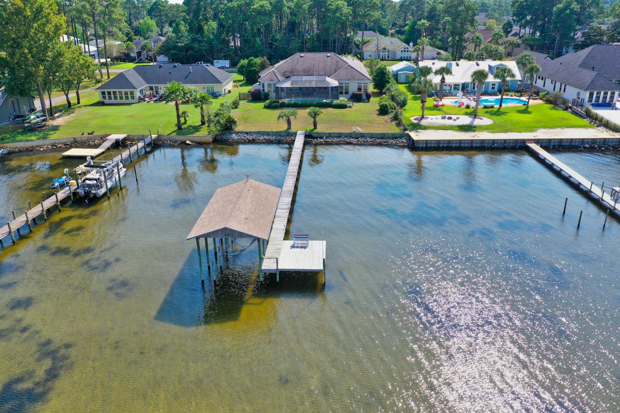 HOLIDAY SHORES ESTATES - Residential