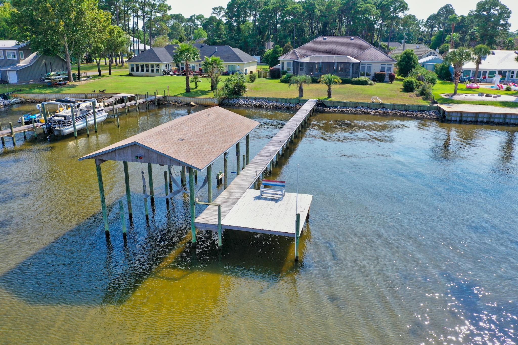HOLIDAY SHORES ESTATES - Residential