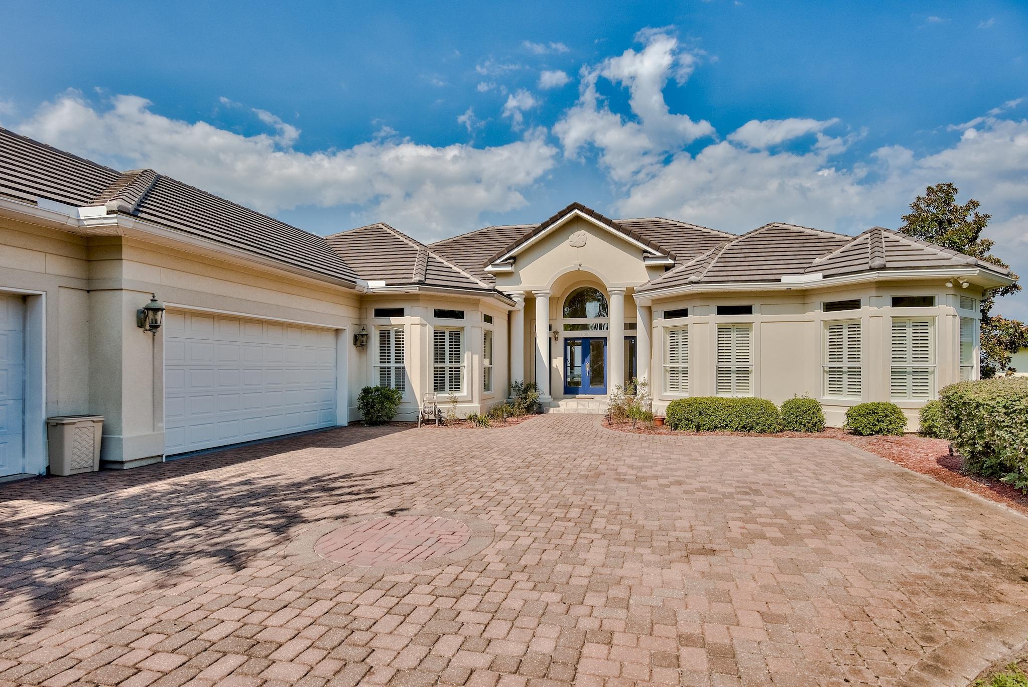 HOLIDAY SHORES ESTATES - Residential