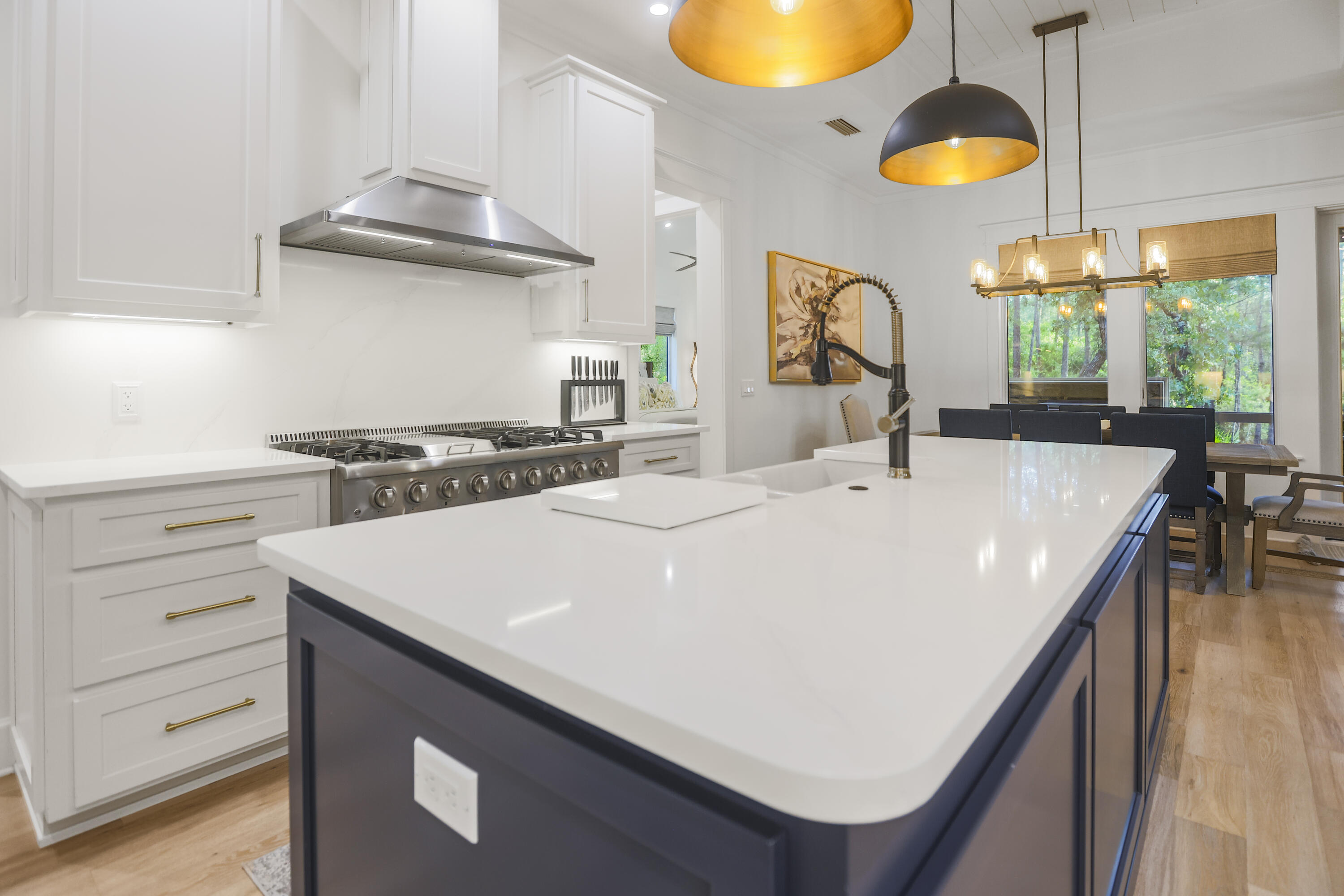 WILD HERON - Residential
