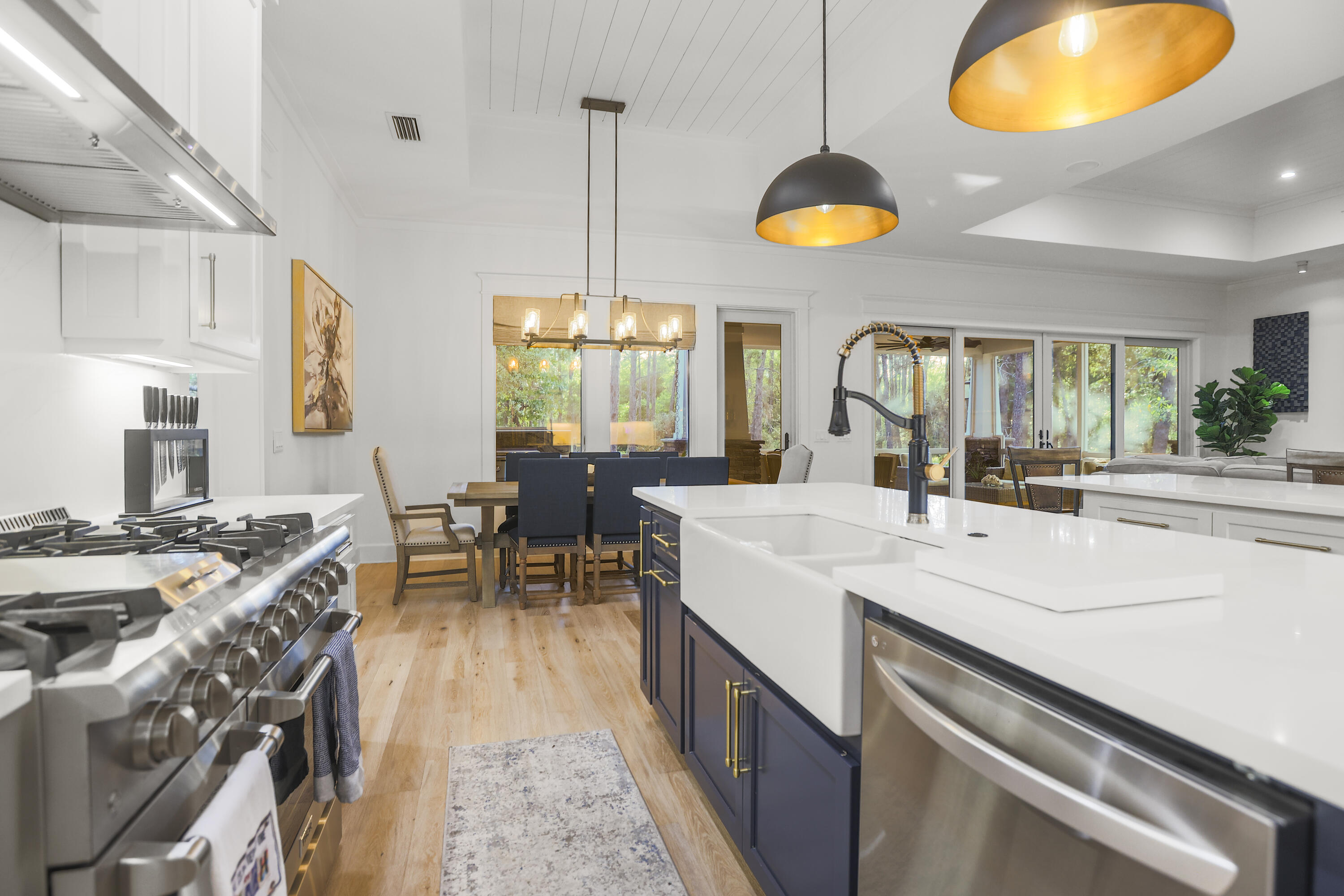 WILD HERON - Residential