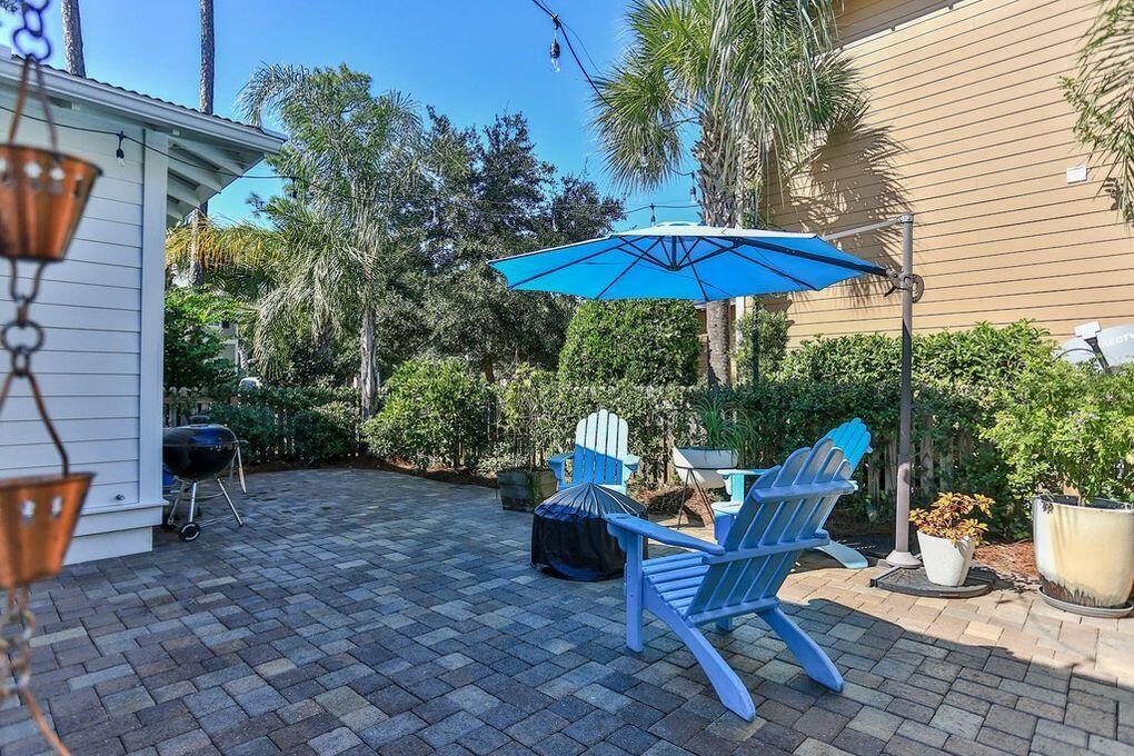 CARSON OAKS - Residential