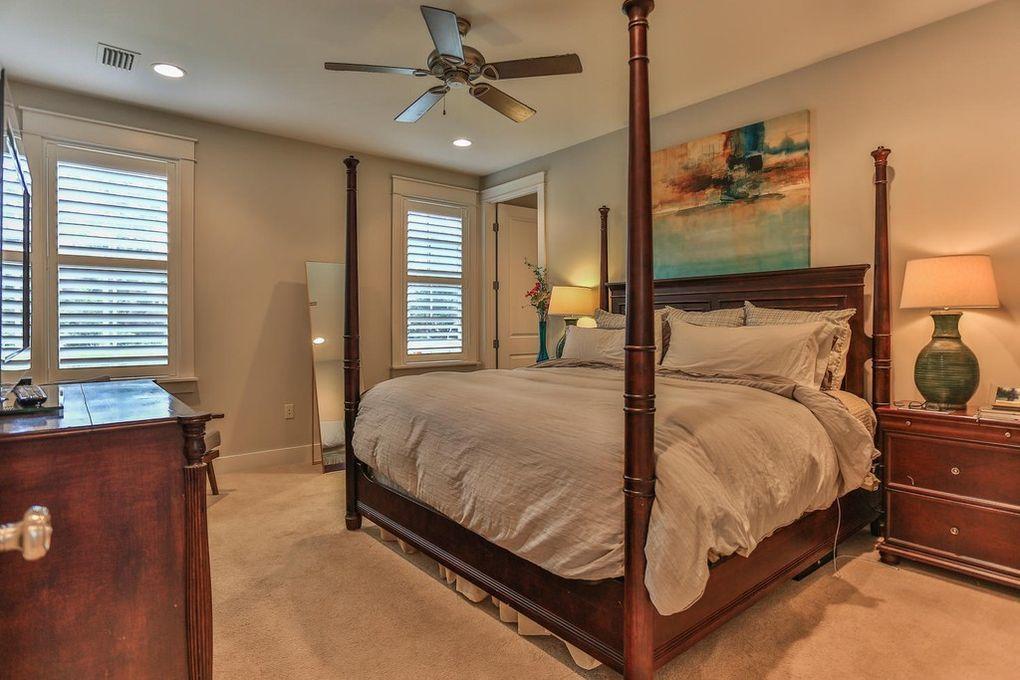 CARSON OAKS - Residential