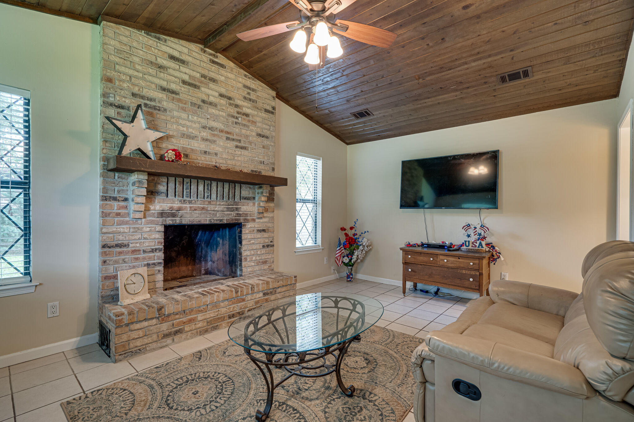 RAINTREE ESTATES - Residential