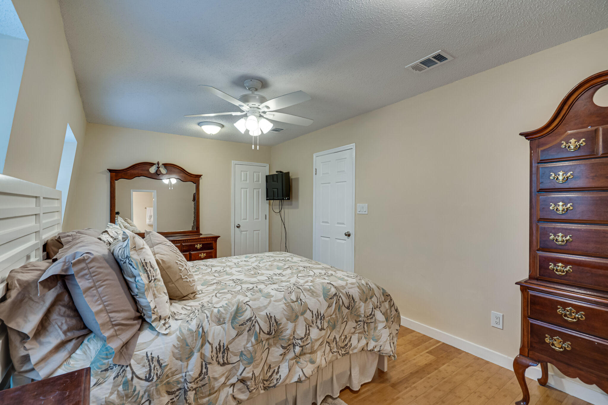 RAINTREE ESTATES - Residential