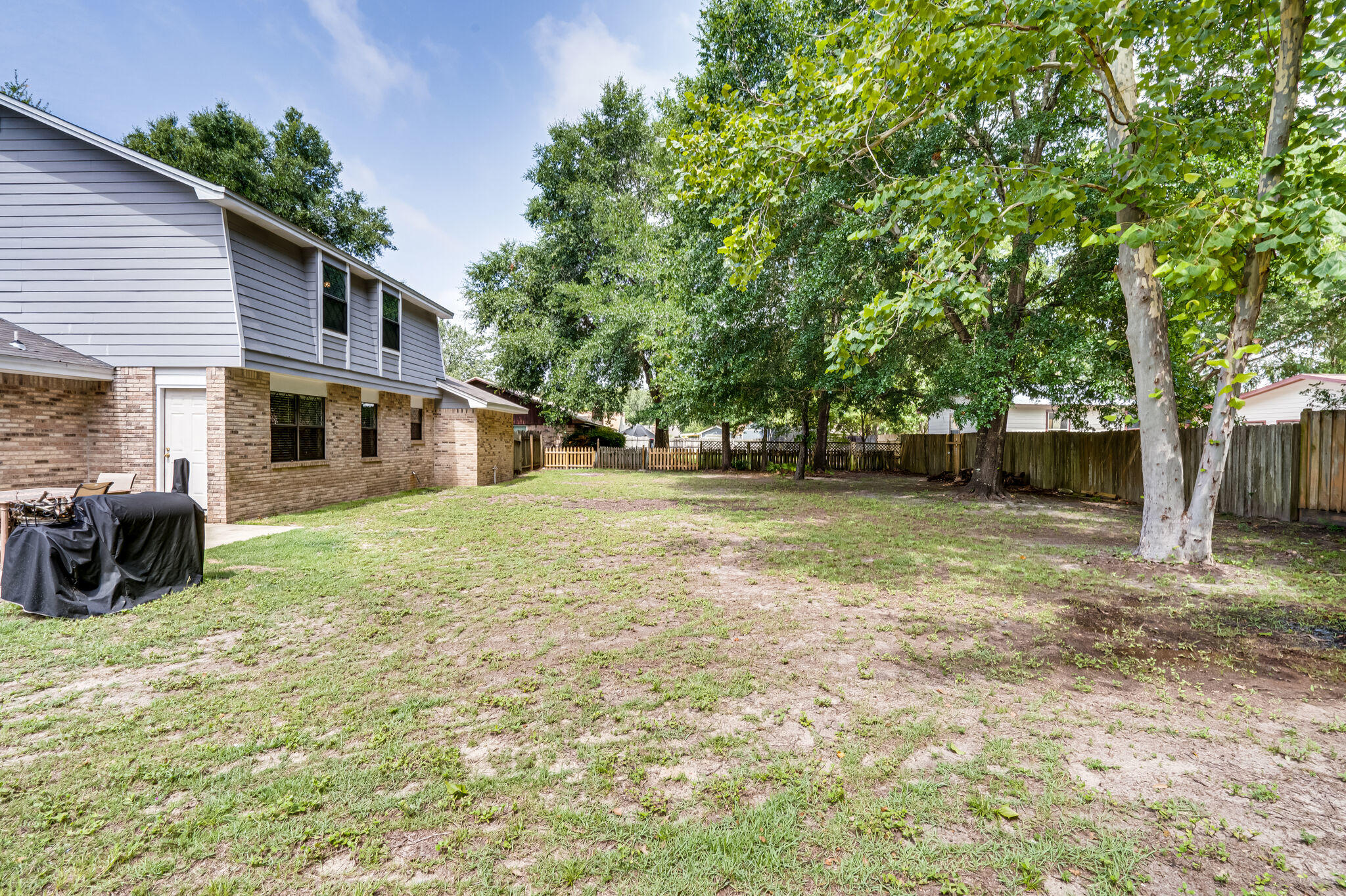 RAINTREE ESTATES - Residential