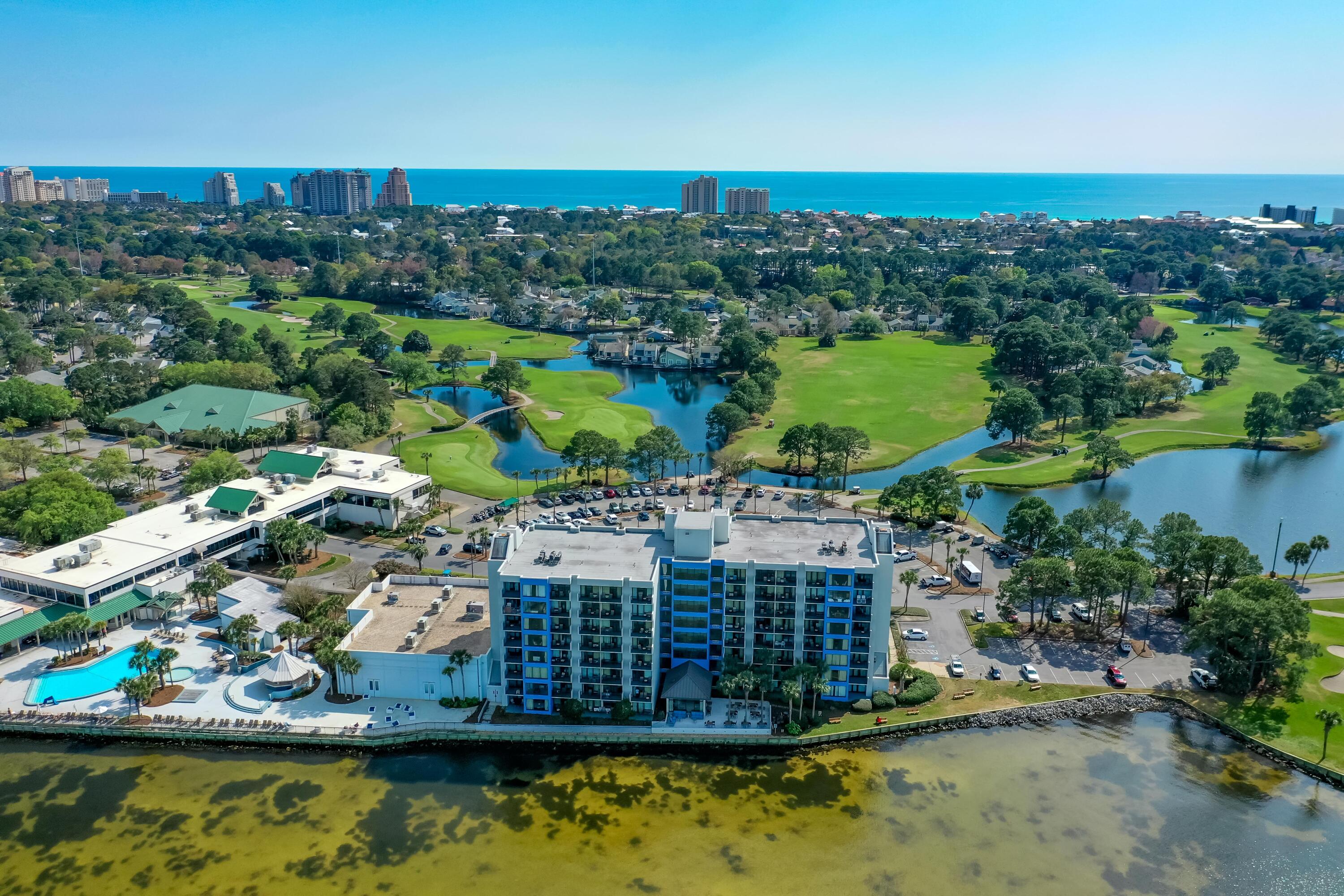 BAYSIDE CONDO SANDESTIN - Residential