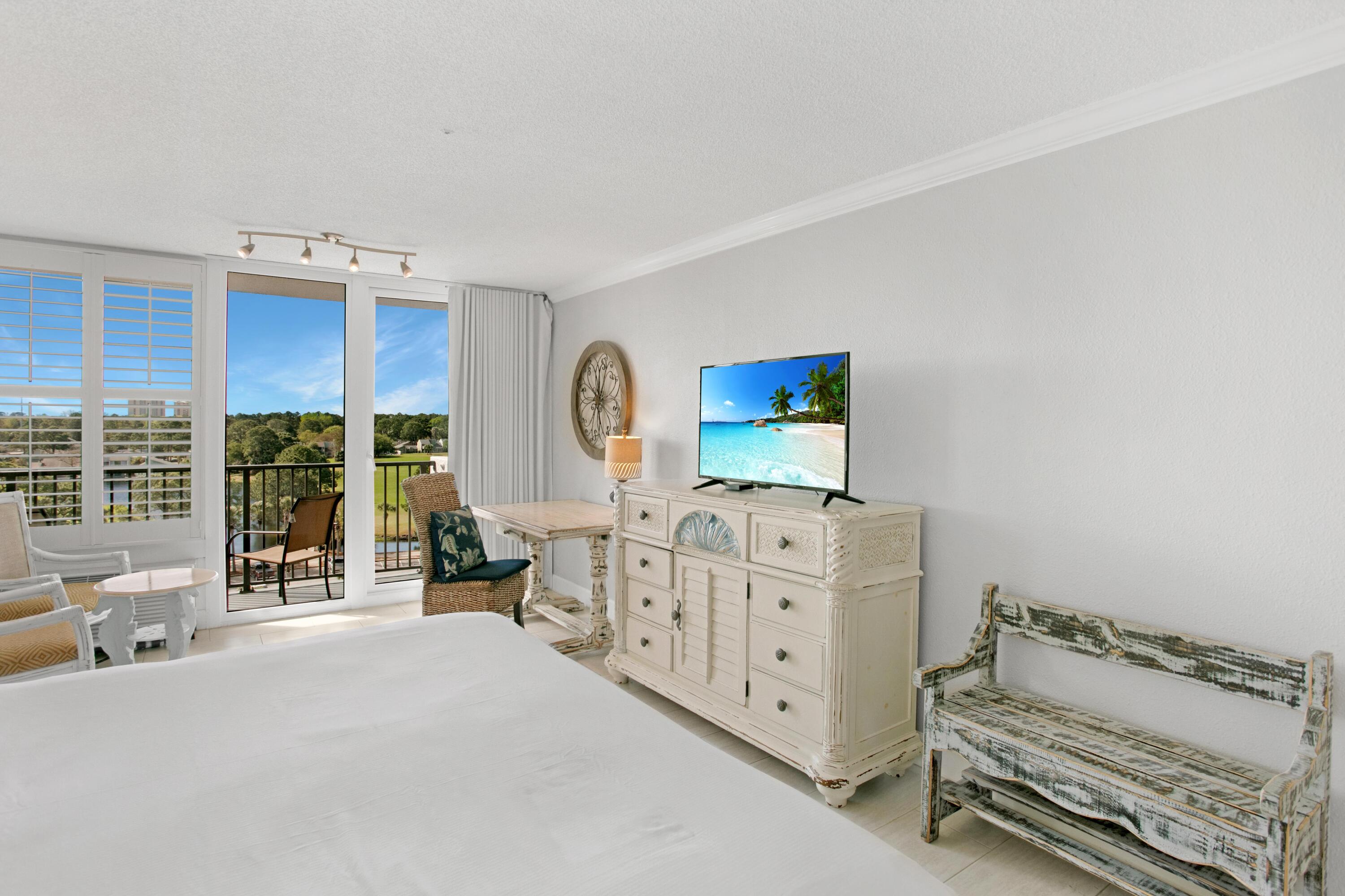 BAYSIDE CONDO SANDESTIN - Residential