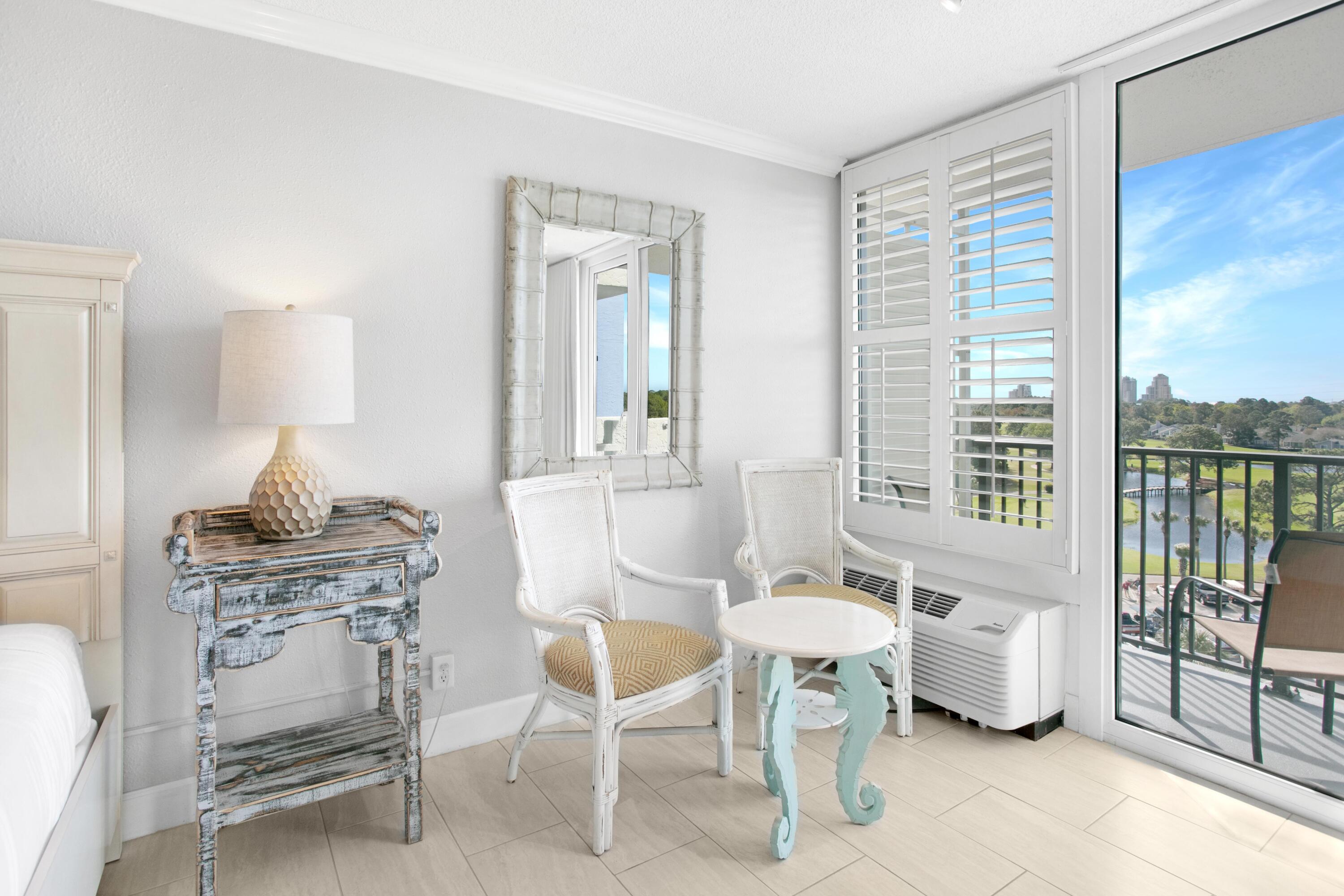 BAYSIDE CONDO SANDESTIN - Residential