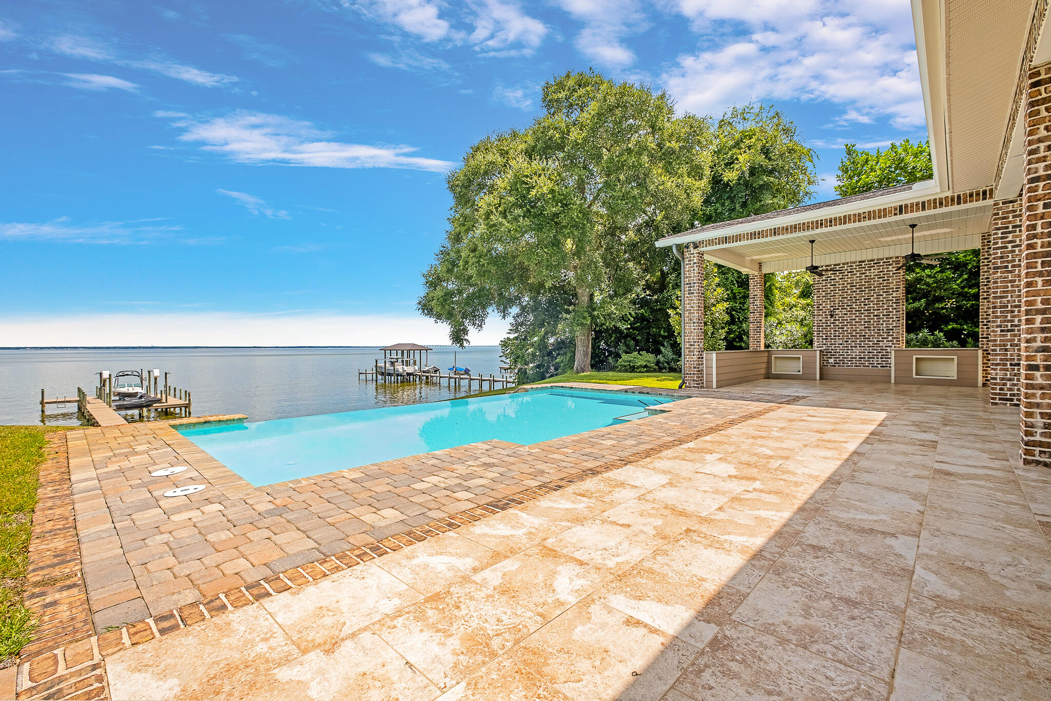 MORENO ACRES S/D - Residential
