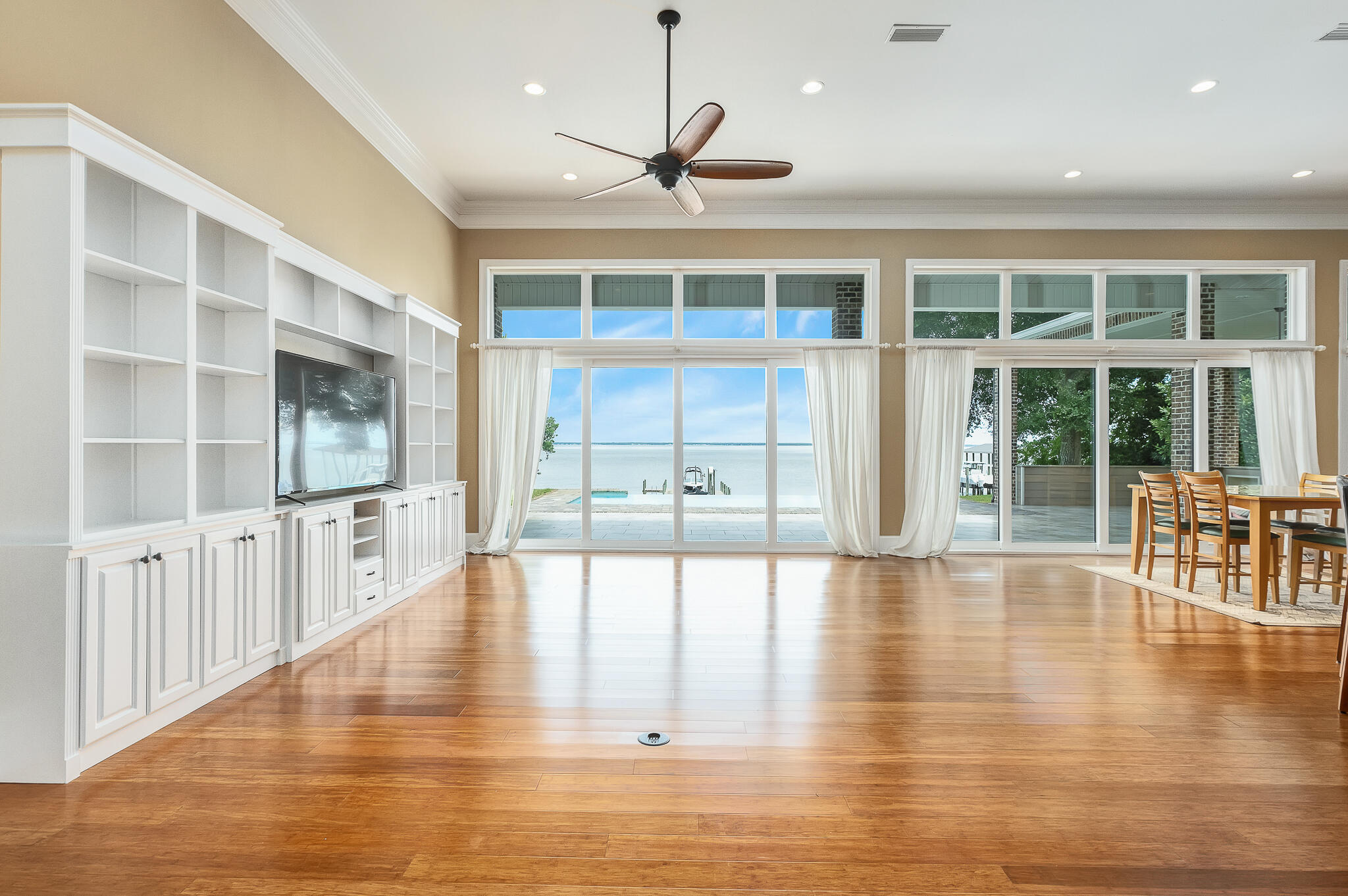 MORENO ACRES S/D - Residential