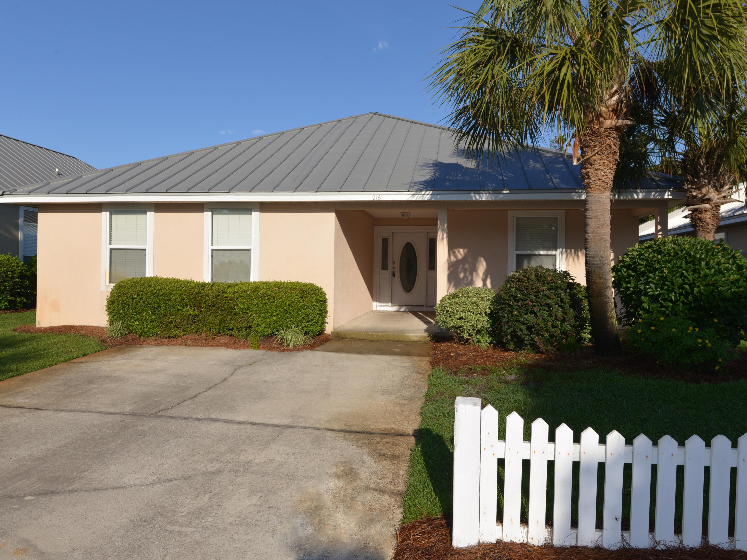 MARAVILLA COTTAGES - Residential