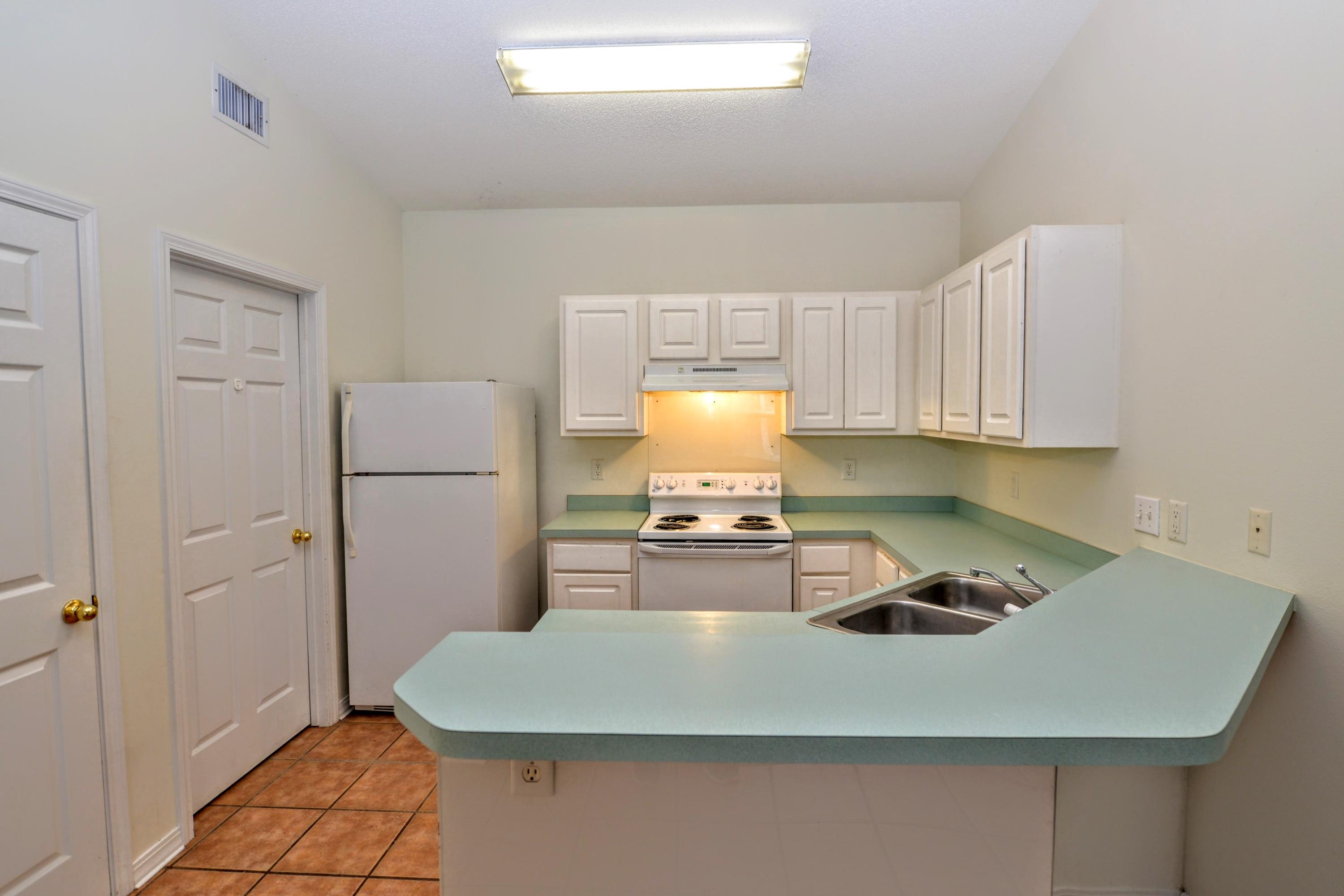 MARAVILLA COTTAGES - Residential