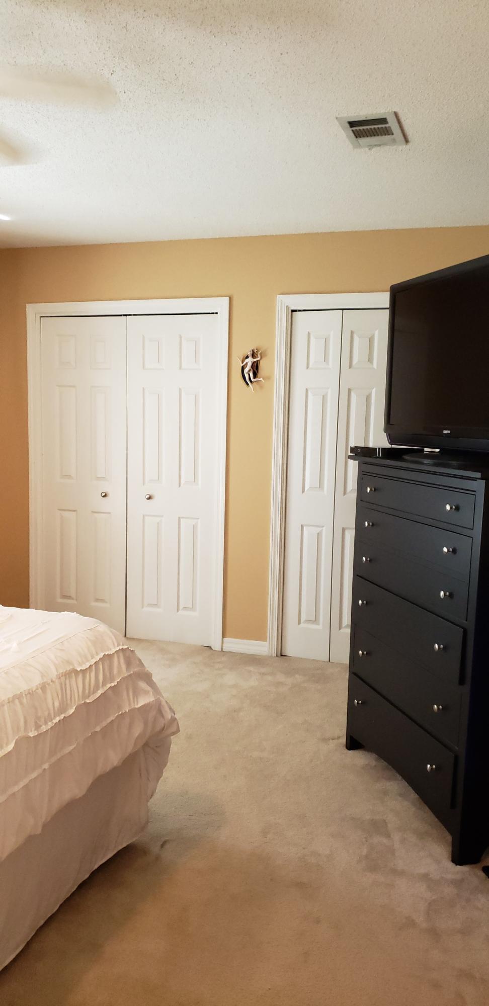 ALI-JO MANOR - Residential