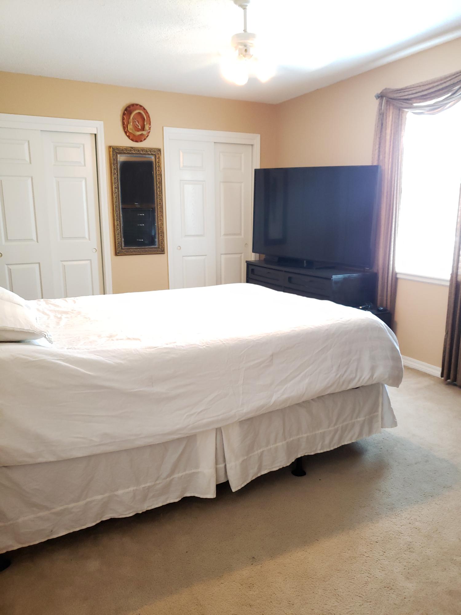 ALI-JO MANOR - Residential