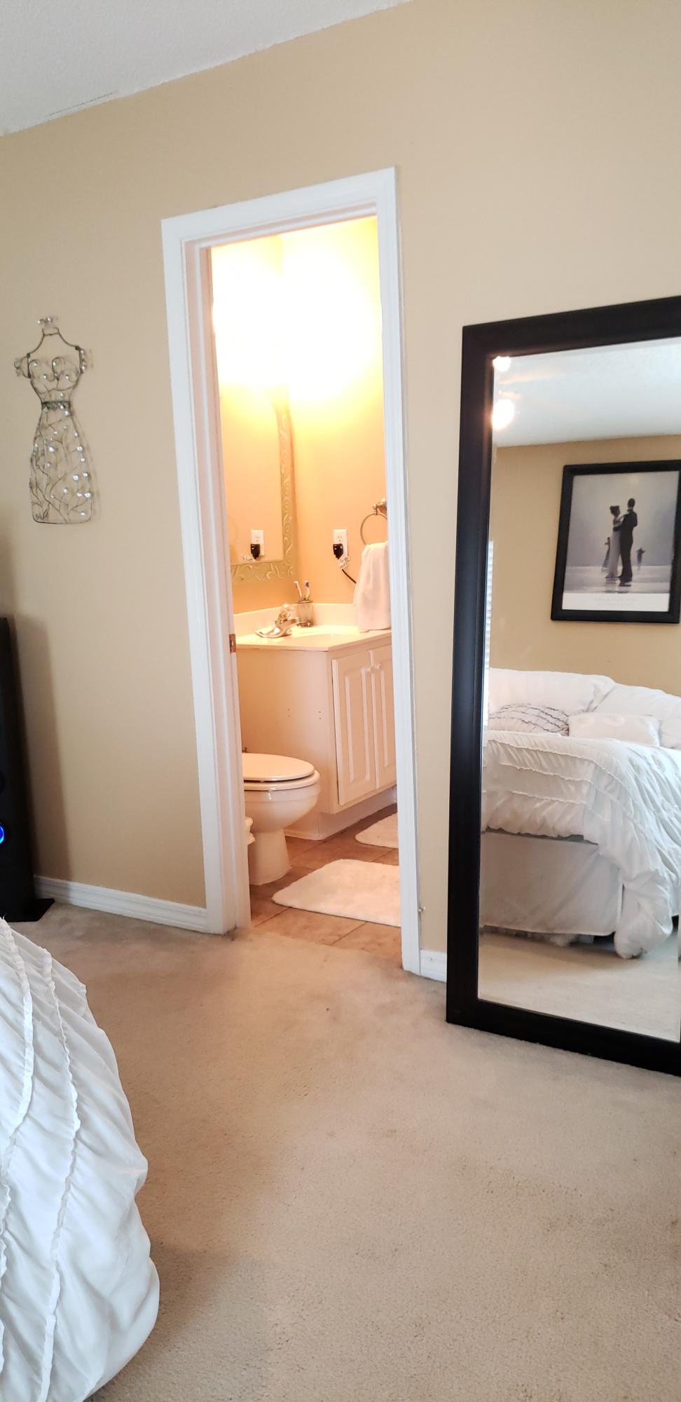 ALI-JO MANOR - Residential