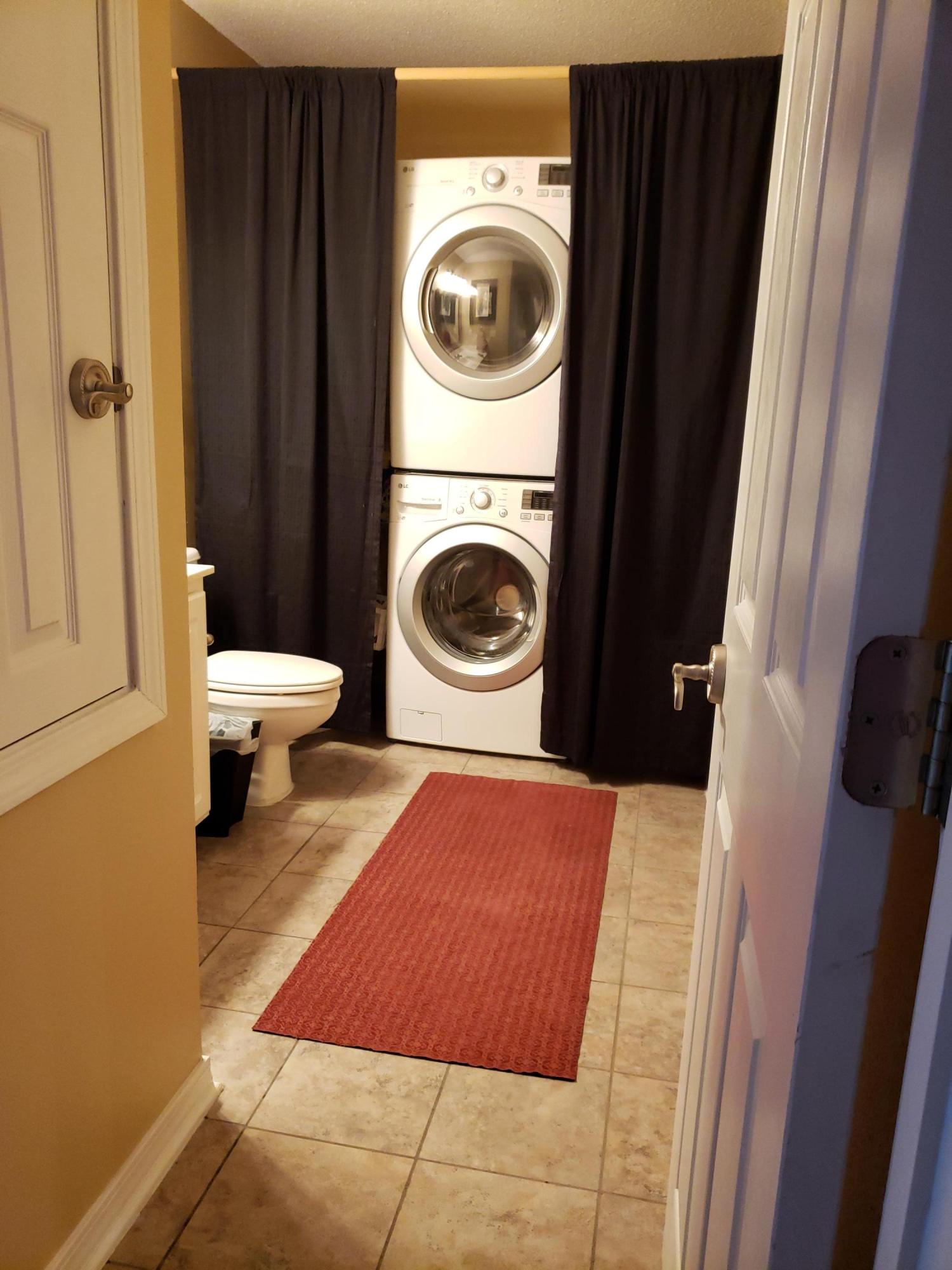 ALI-JO MANOR - Residential