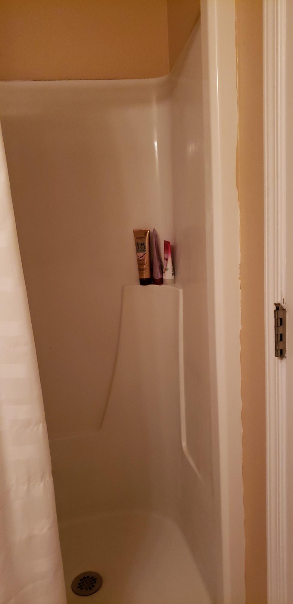 ALI-JO MANOR - Residential