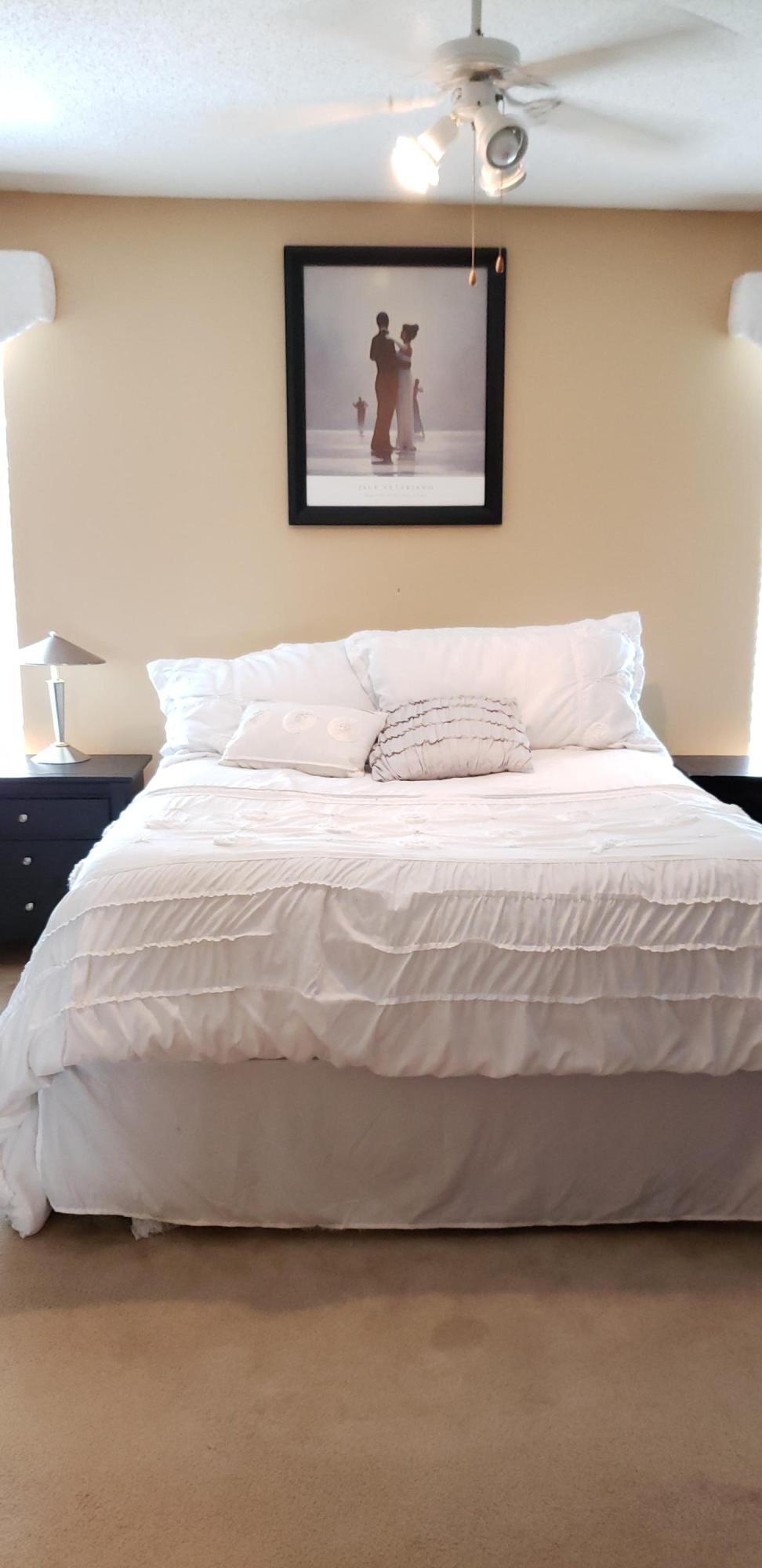 ALI-JO MANOR - Residential