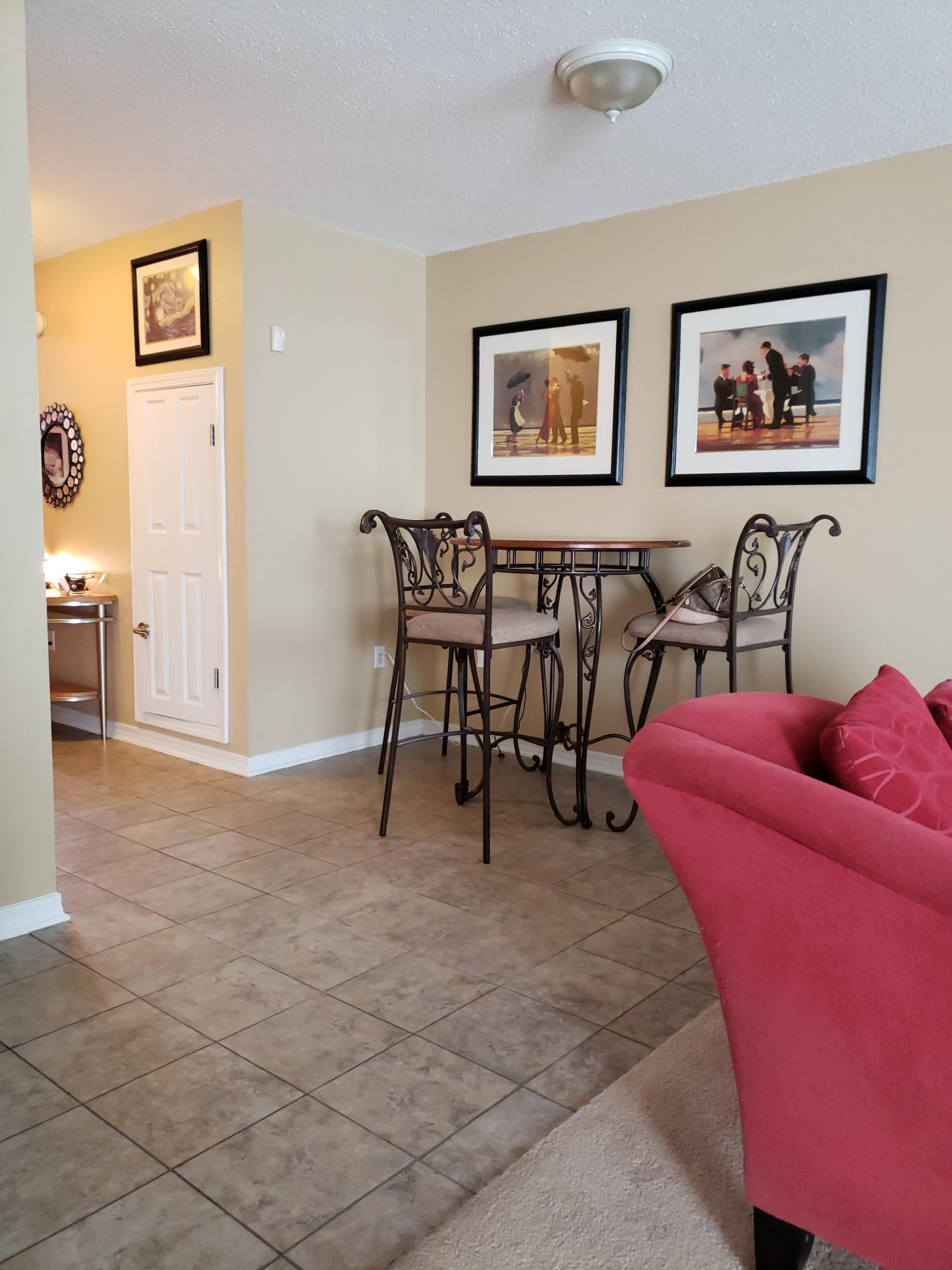 ALI-JO MANOR - Residential