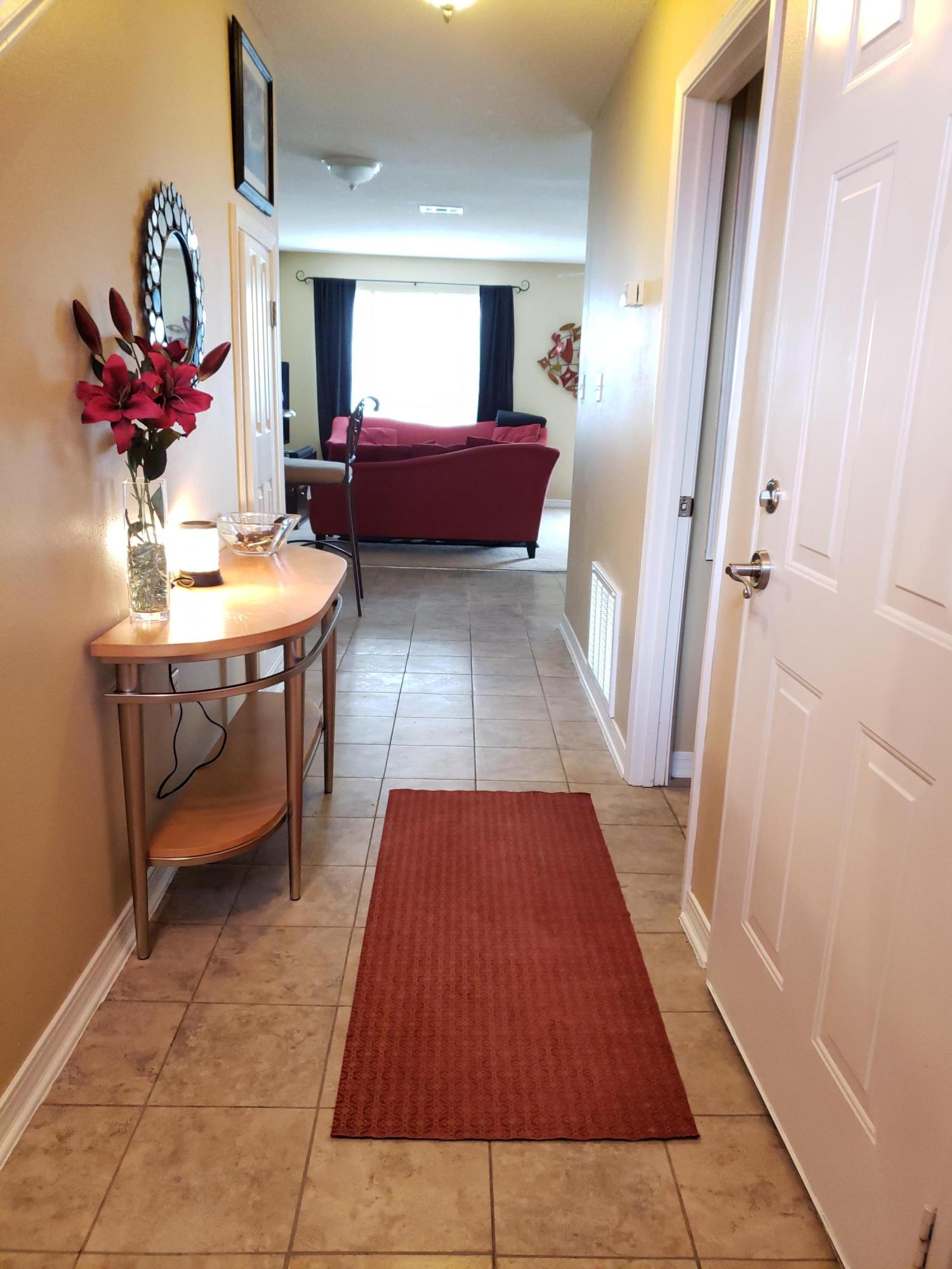 ALI-JO MANOR - Residential