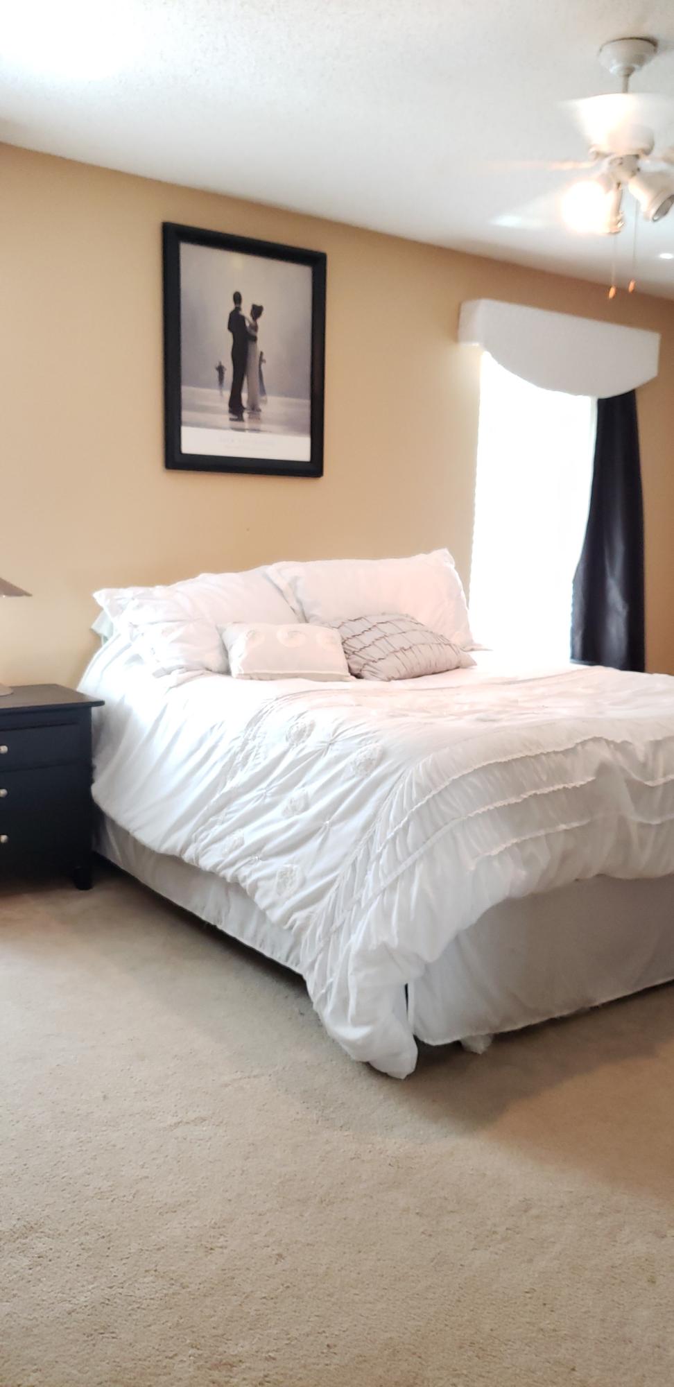 ALI-JO MANOR - Residential