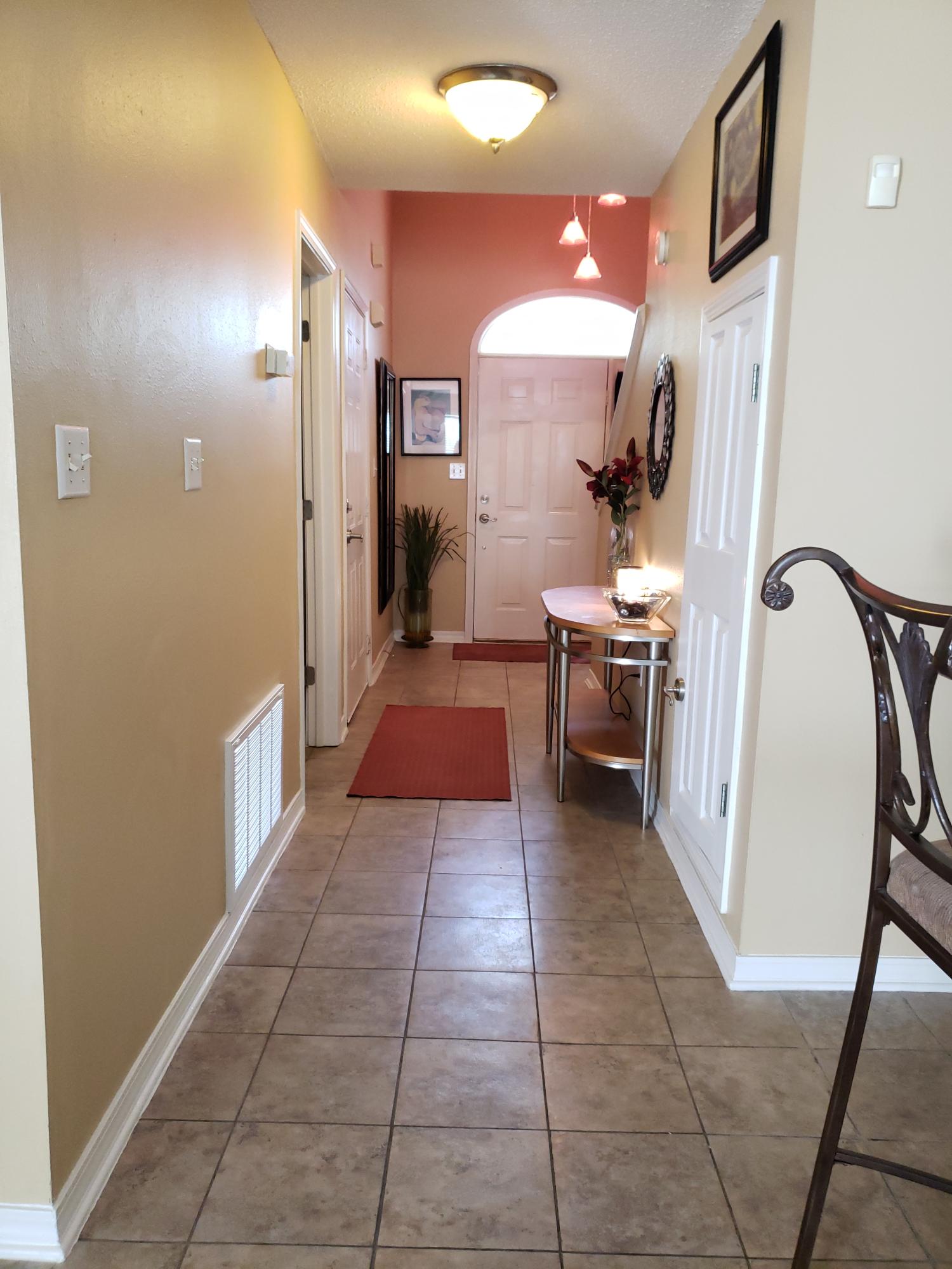 ALI-JO MANOR - Residential