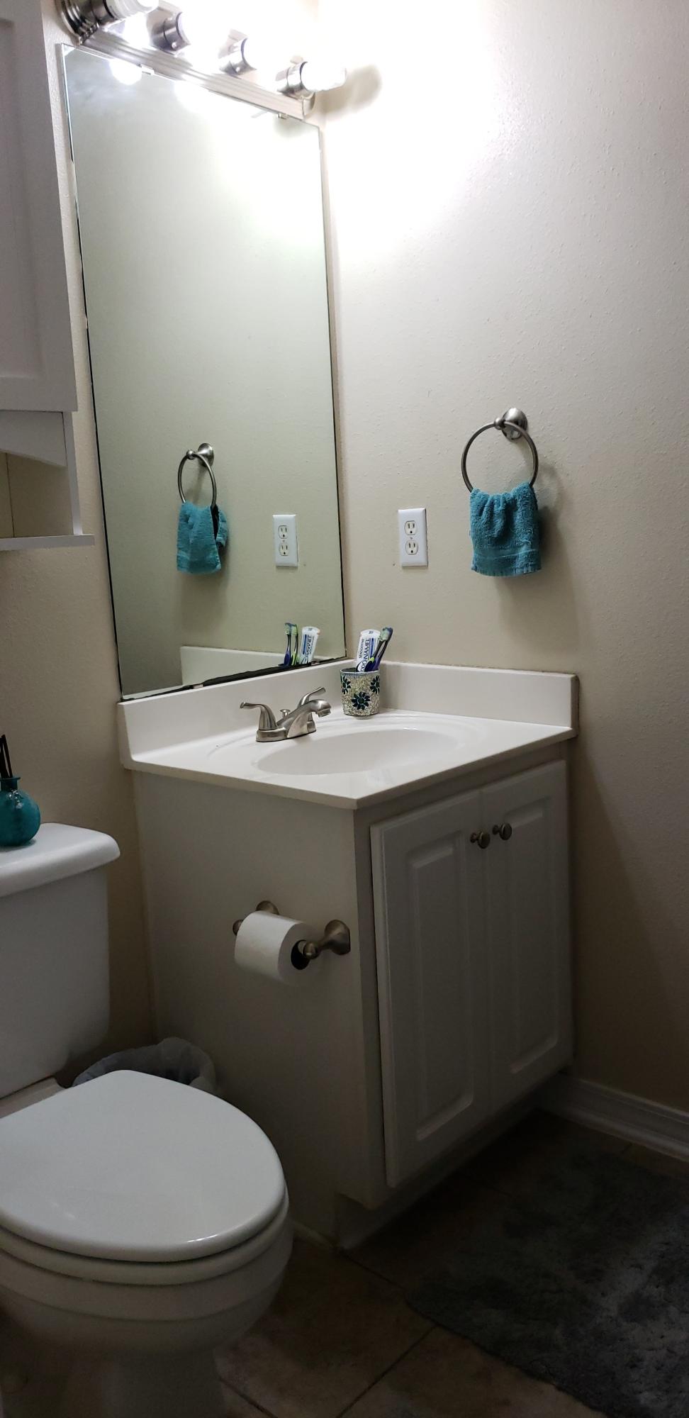 ALI-JO MANOR - Residential