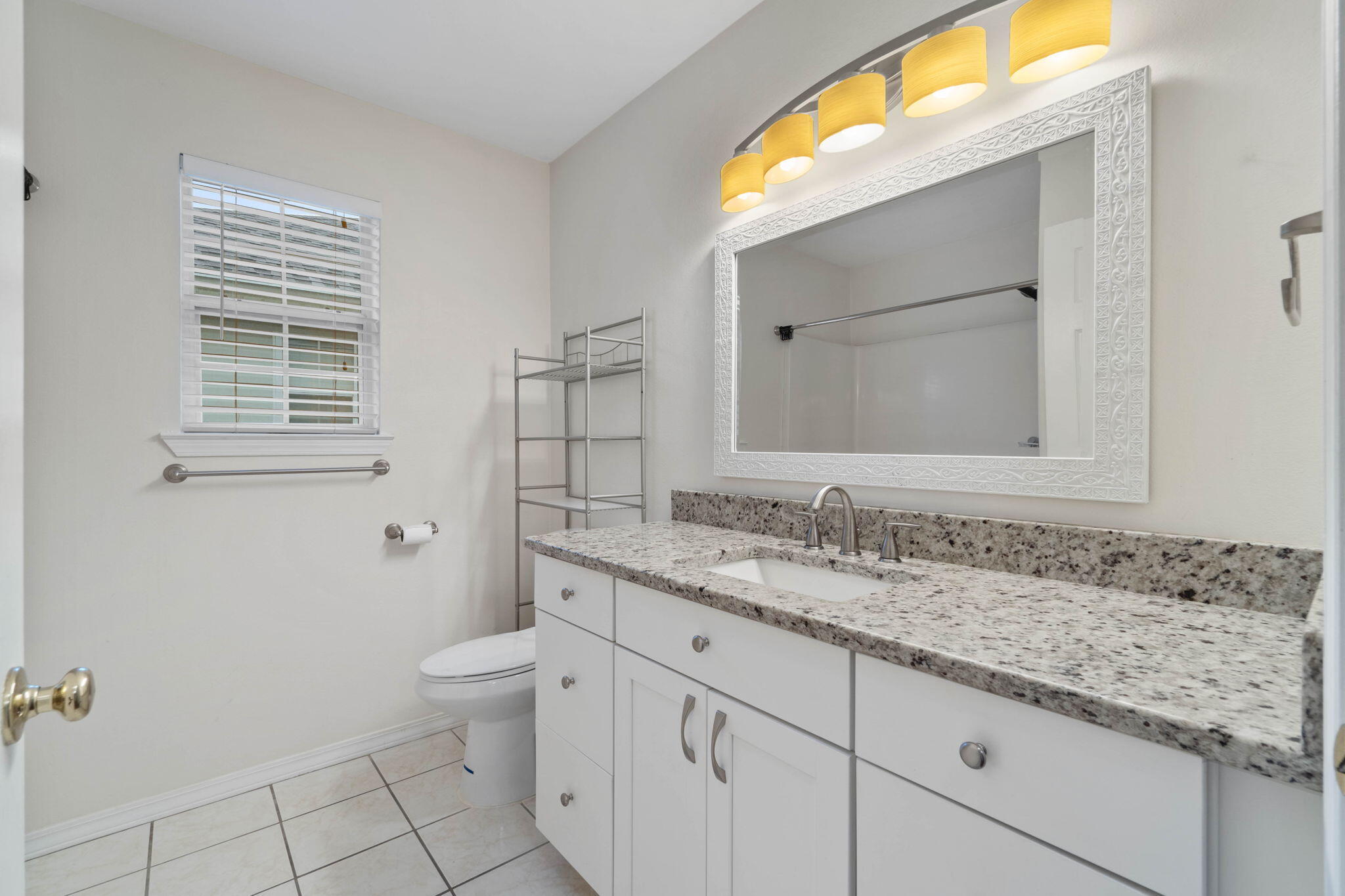 LAUDERHILL - Residential Lease
