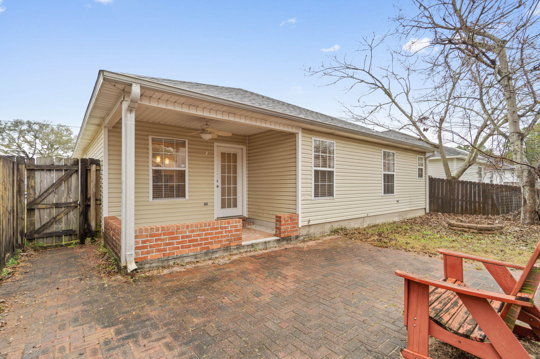 LAUDERHILL - Residential Lease